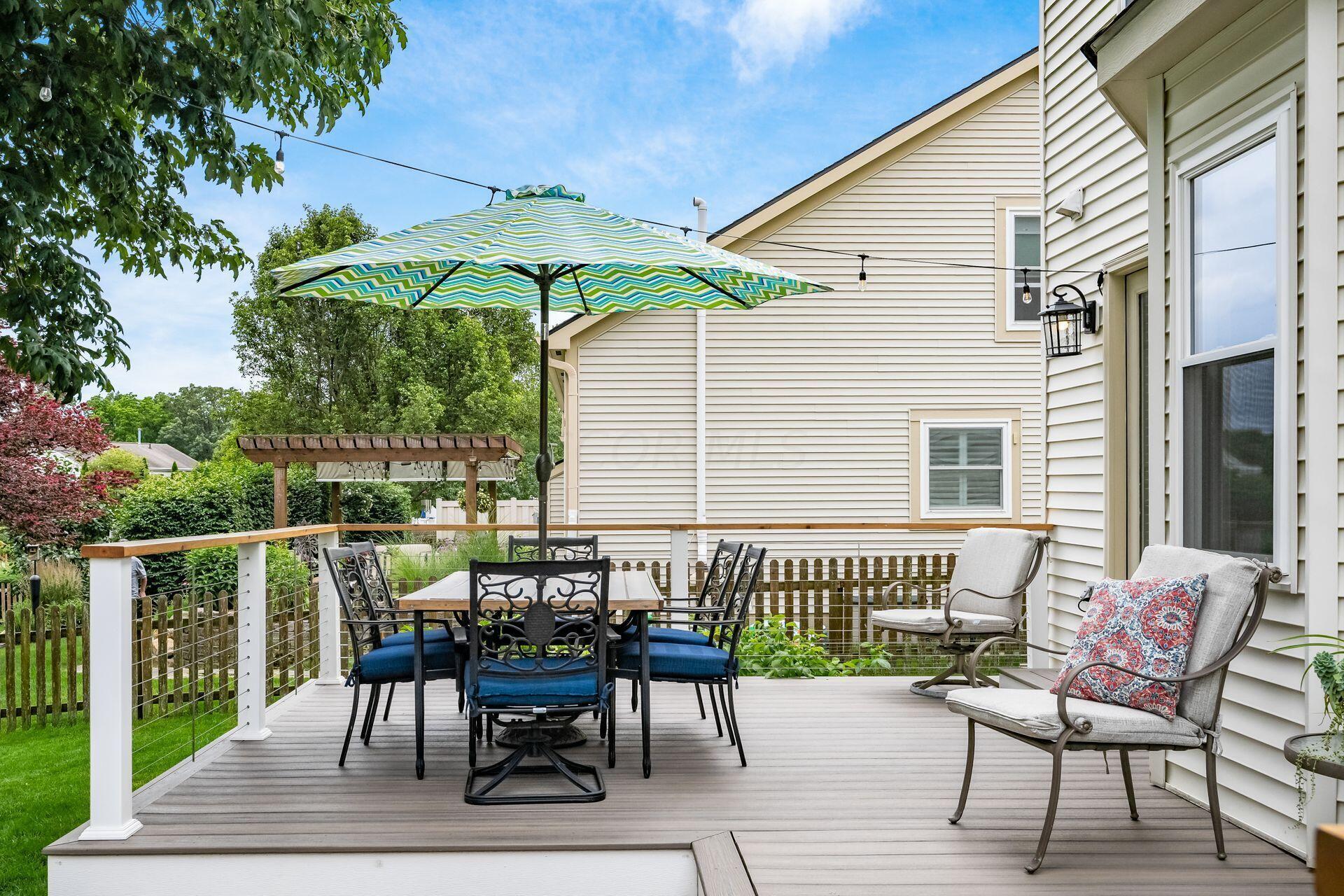 376 Abbotsbury Drive