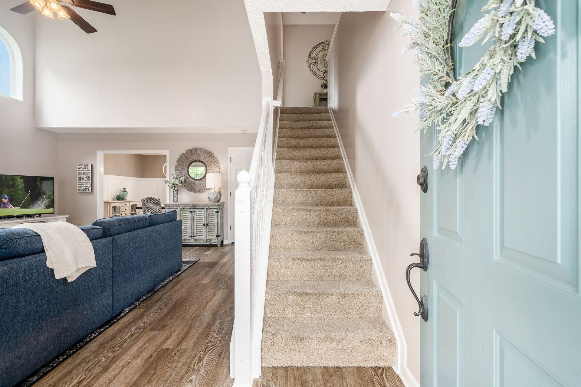 376 Abbotsbury Drive