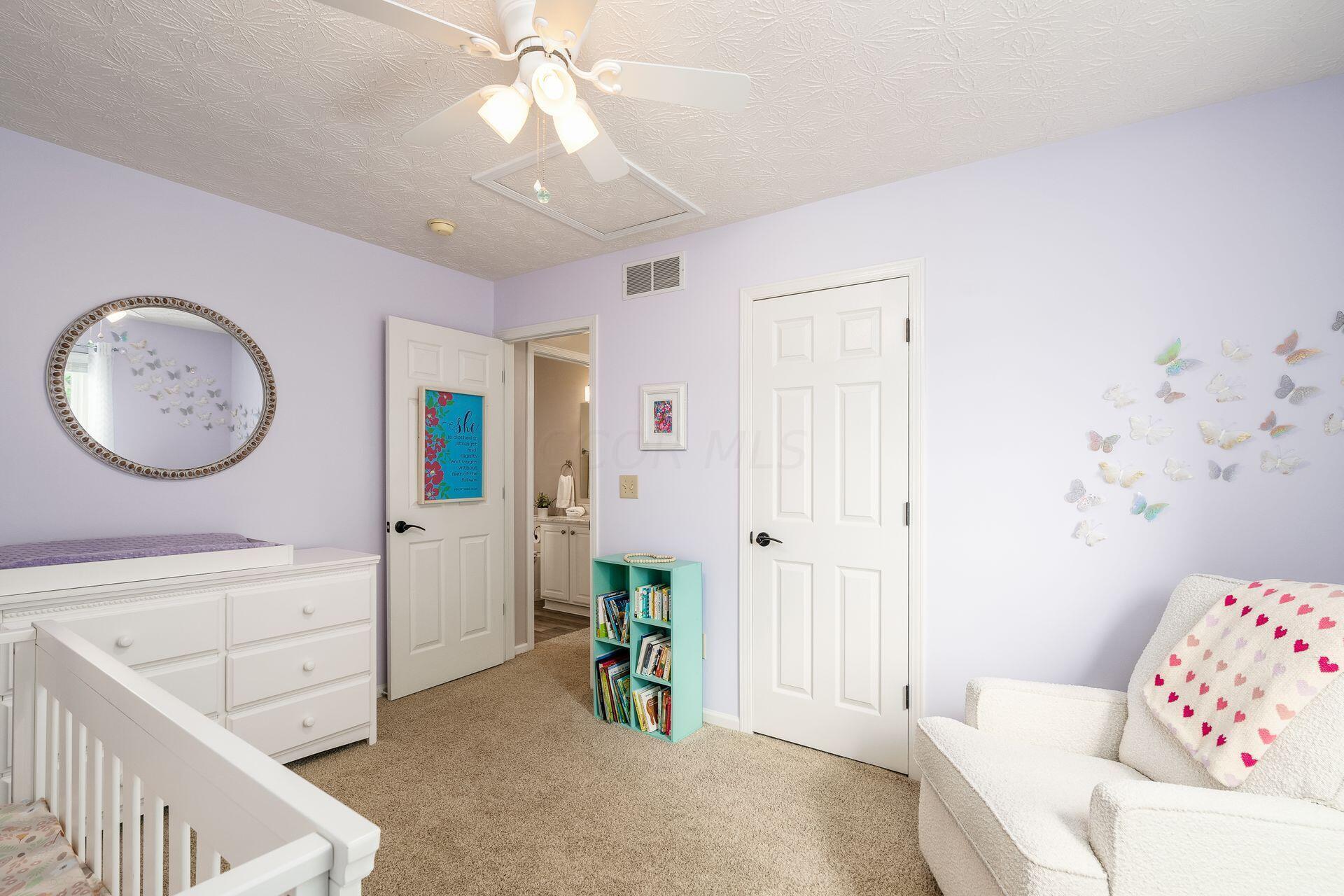 376 Abbotsbury Drive