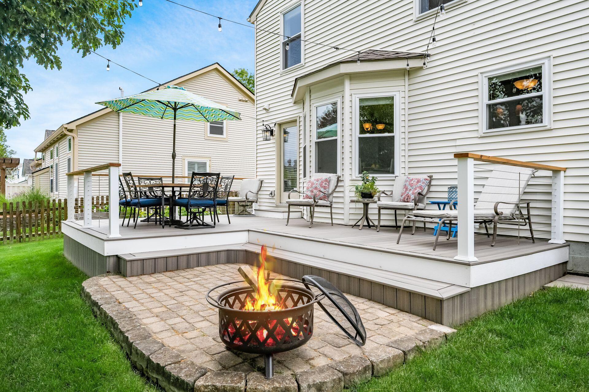 376 Abbotsbury Drive