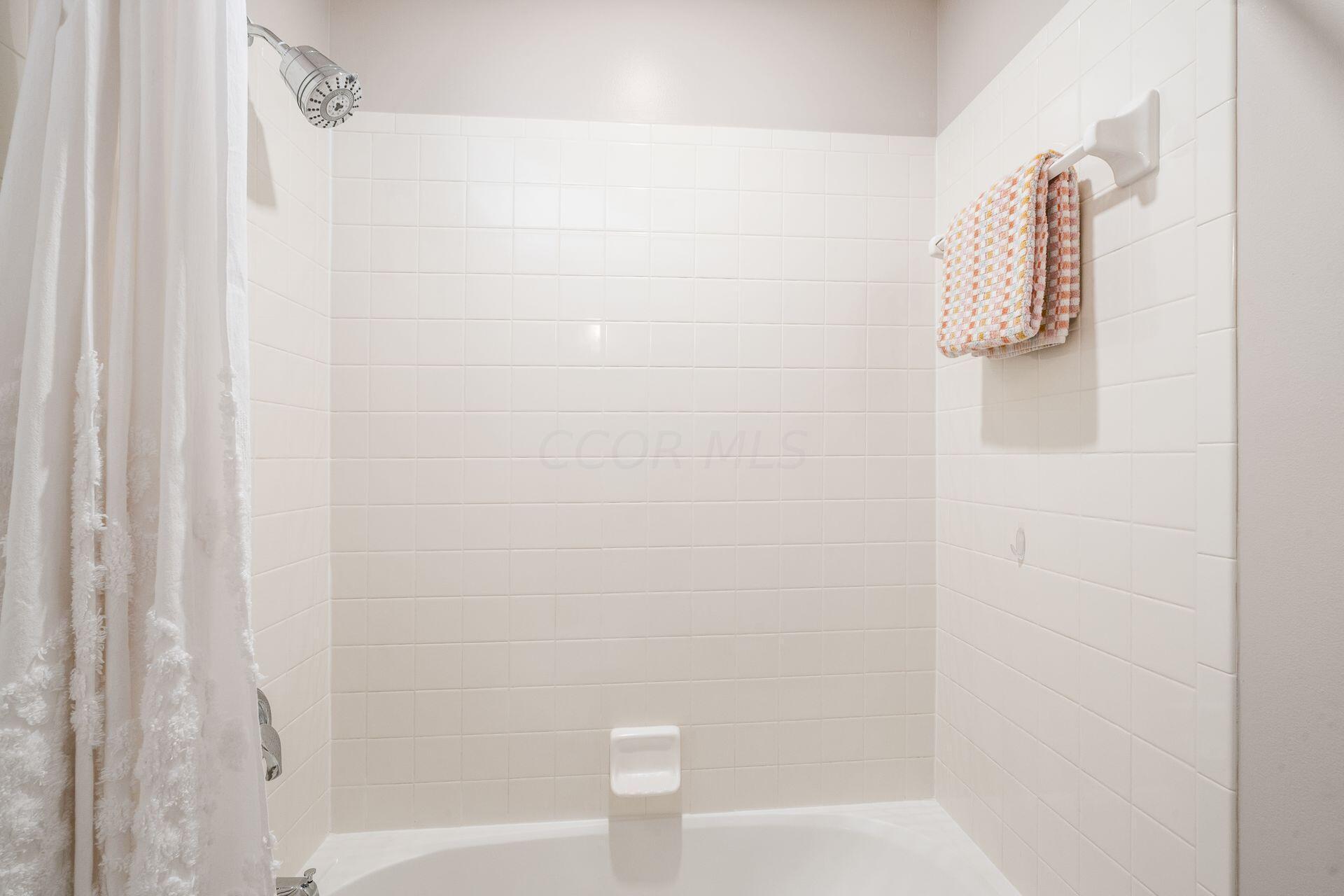 376 Abbotsbury Drive