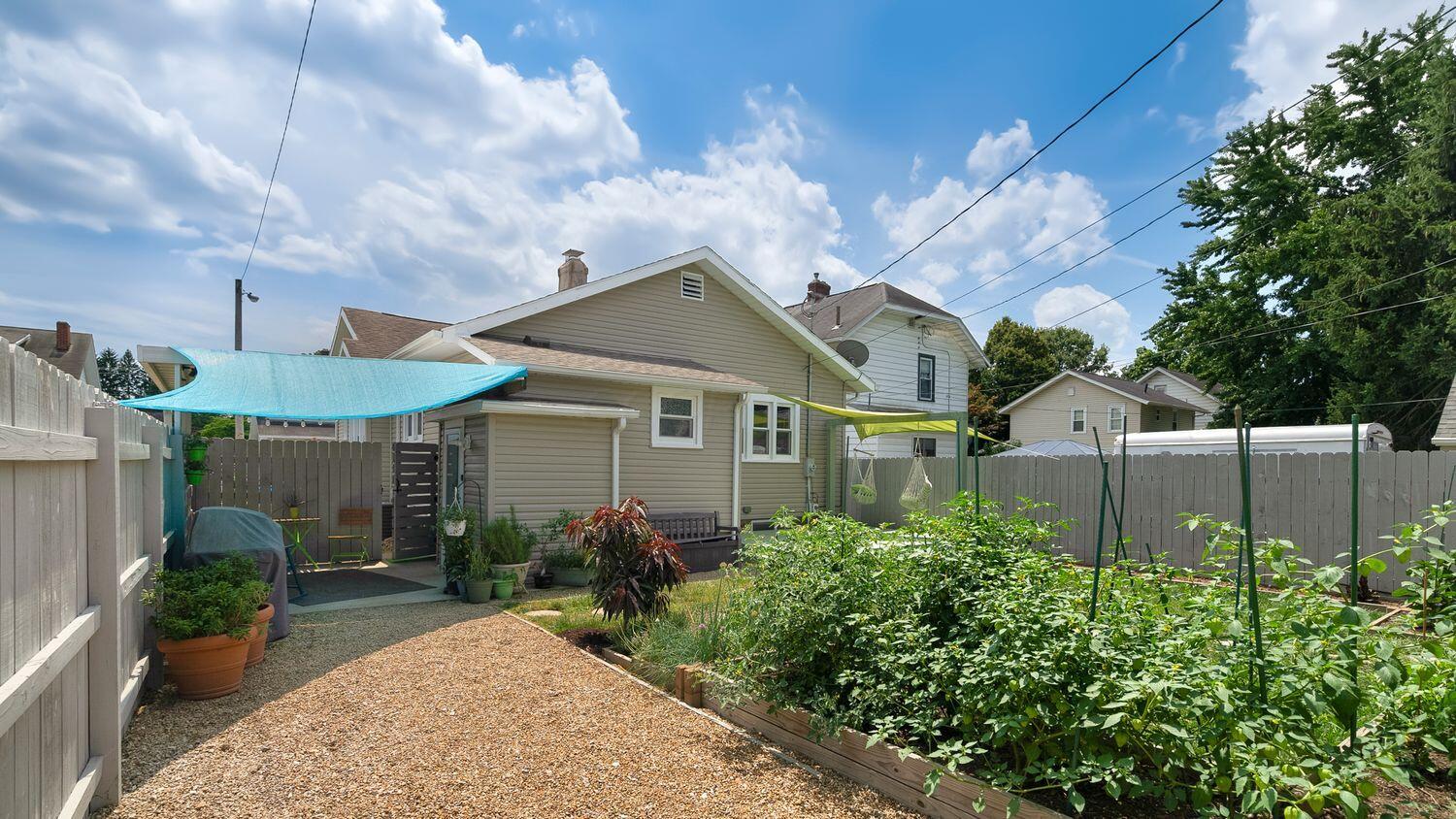 204 Fairfield Avenue