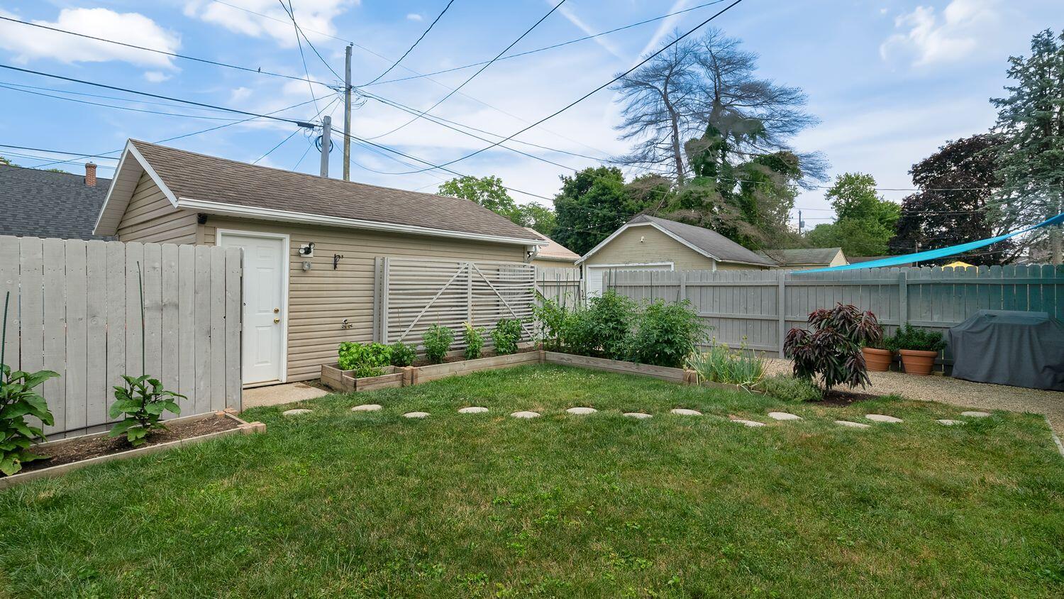 204 Fairfield Avenue