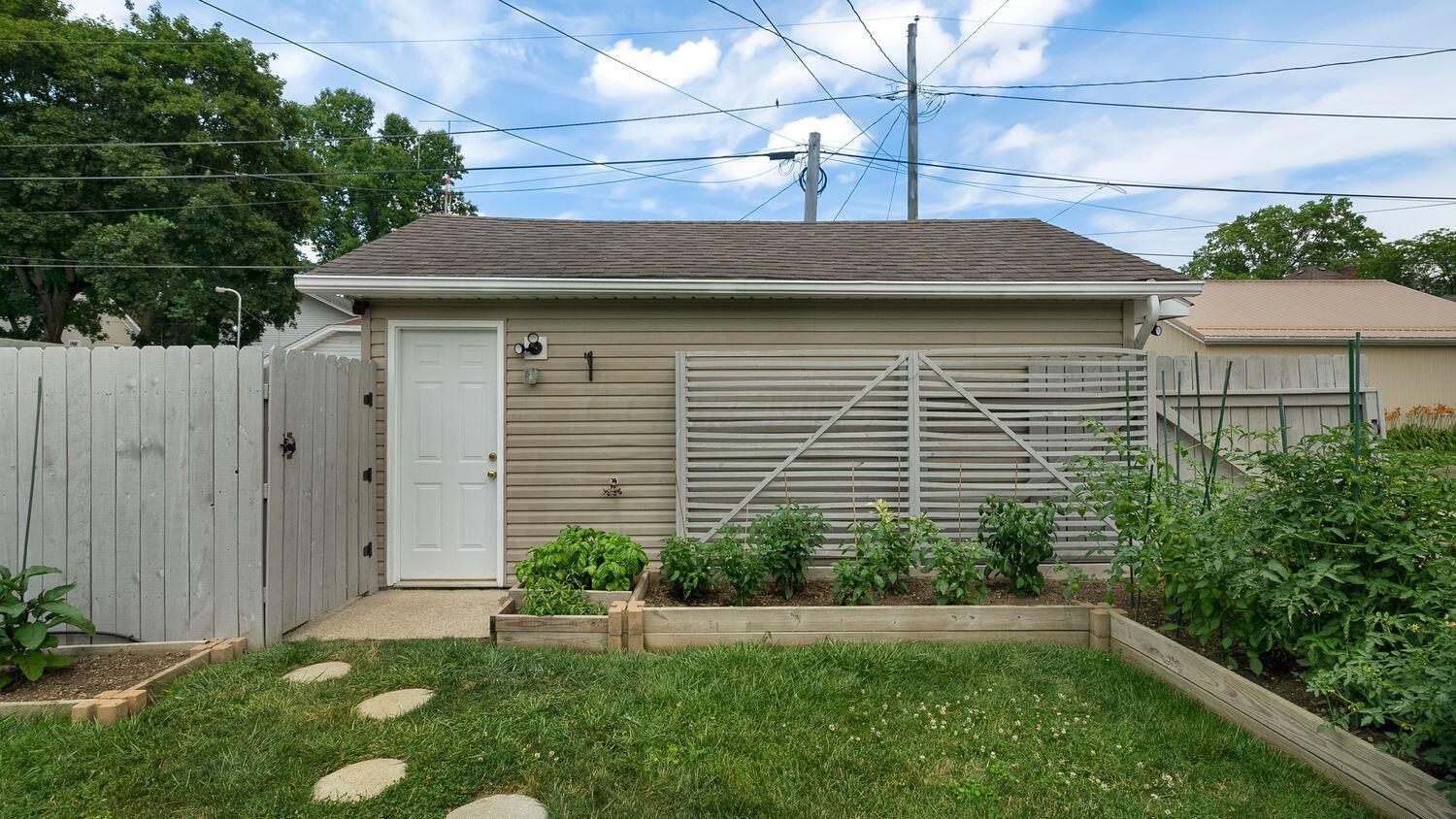 204 Fairfield Avenue