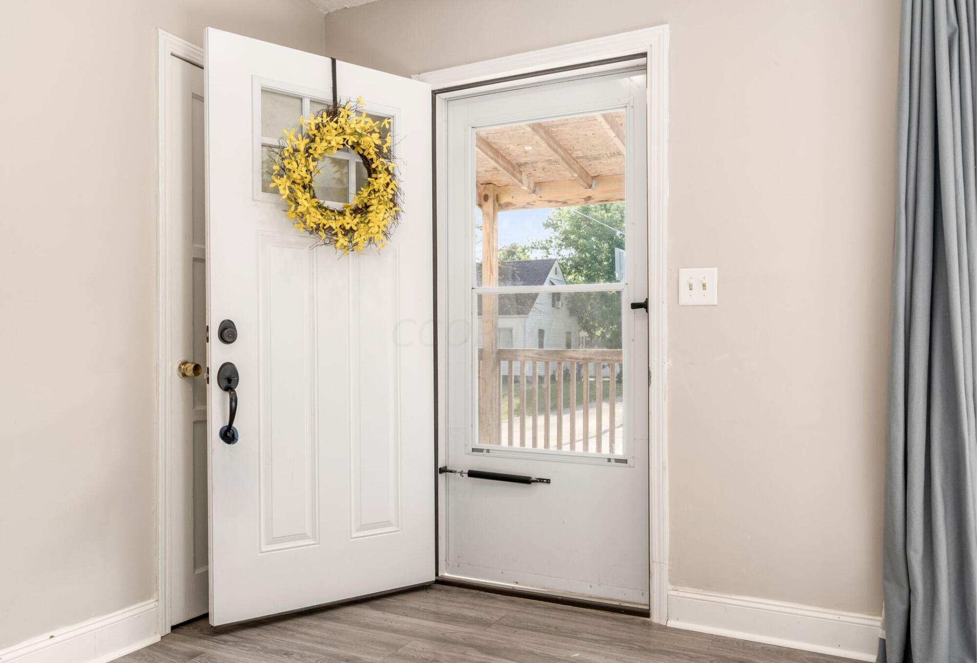 2611 Hiawatha Street