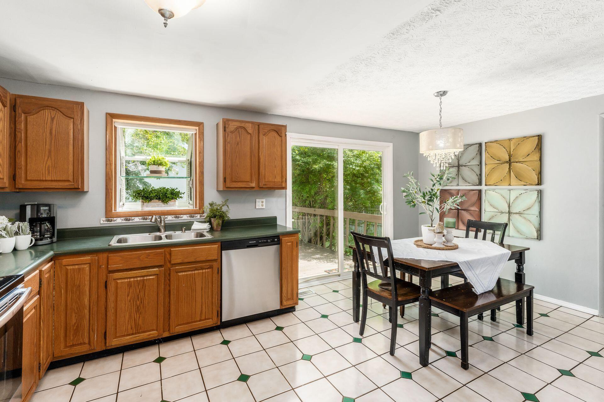 1218 Glenview Street