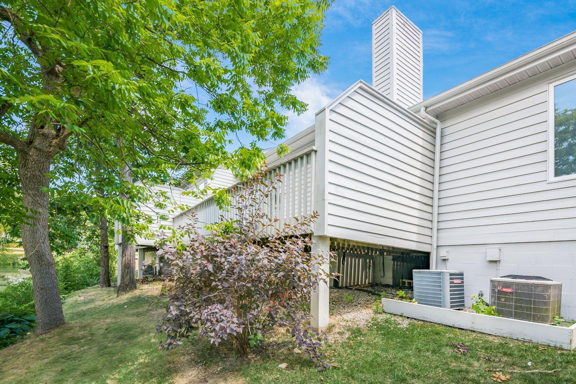 4987 Blendon Pond Drive