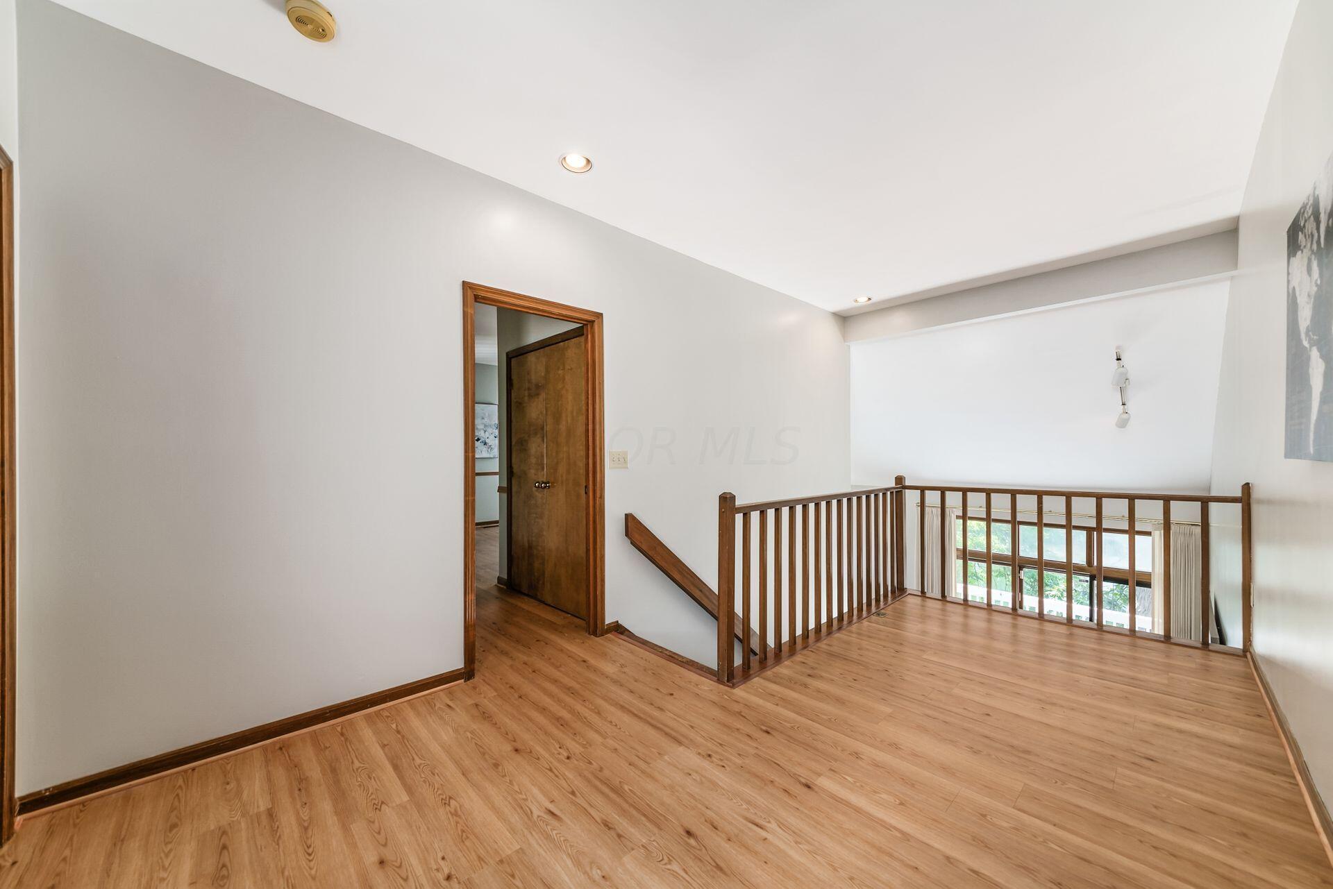 4987 Blendon Pond Drive