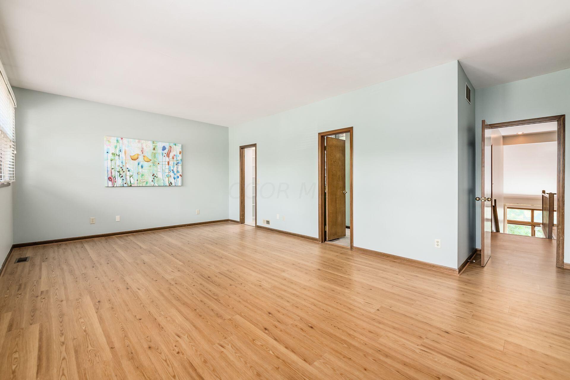 4987 Blendon Pond Drive