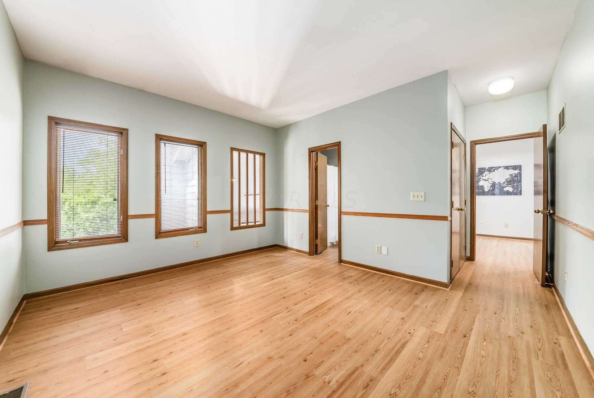 4987 Blendon Pond Drive