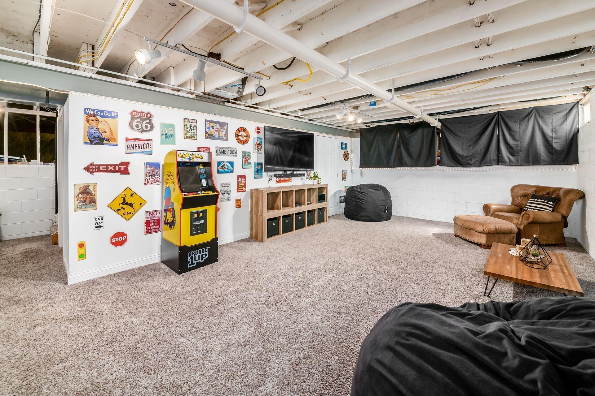 6749 Lower Brook Way