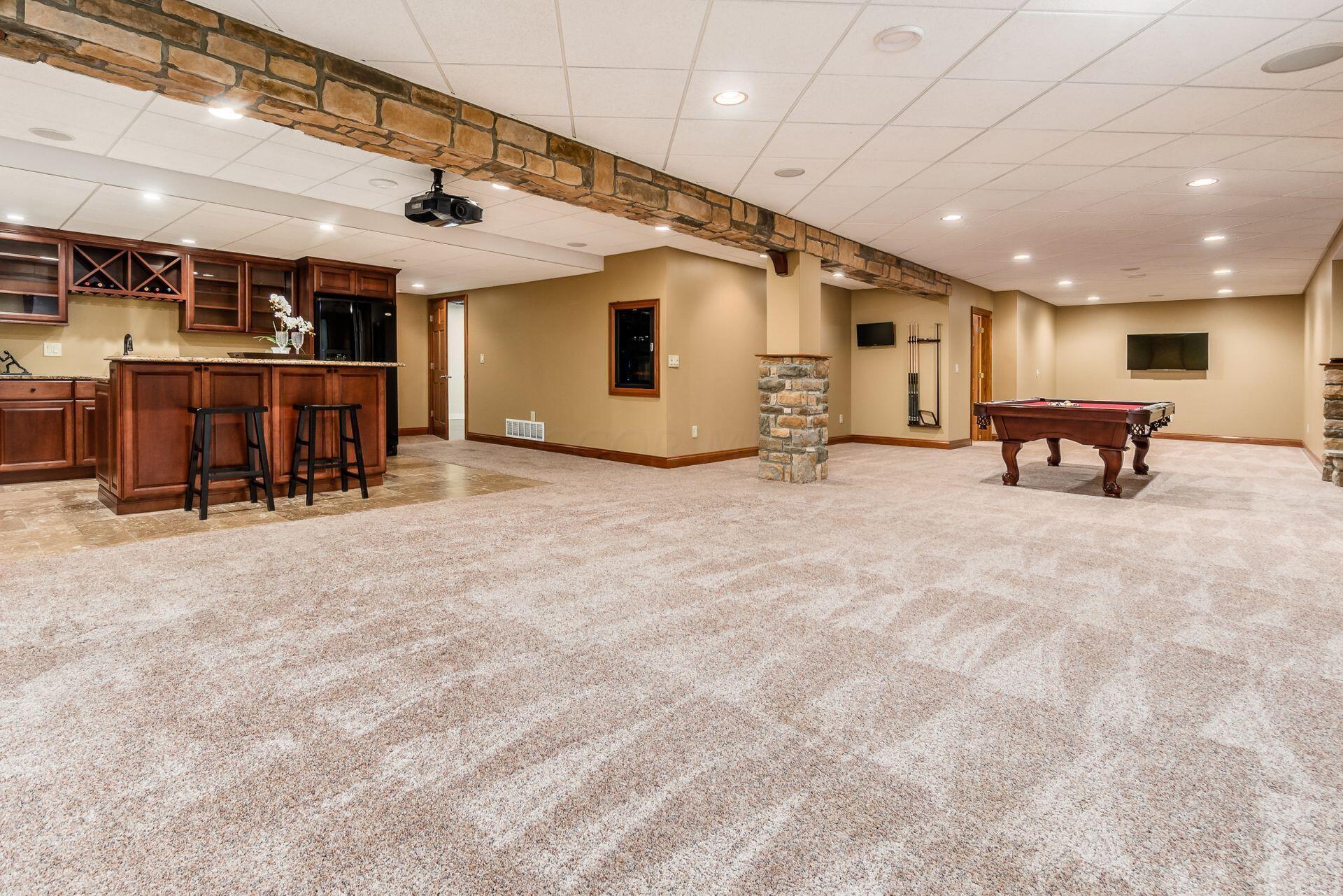 5750 Heritage Lakes Drive