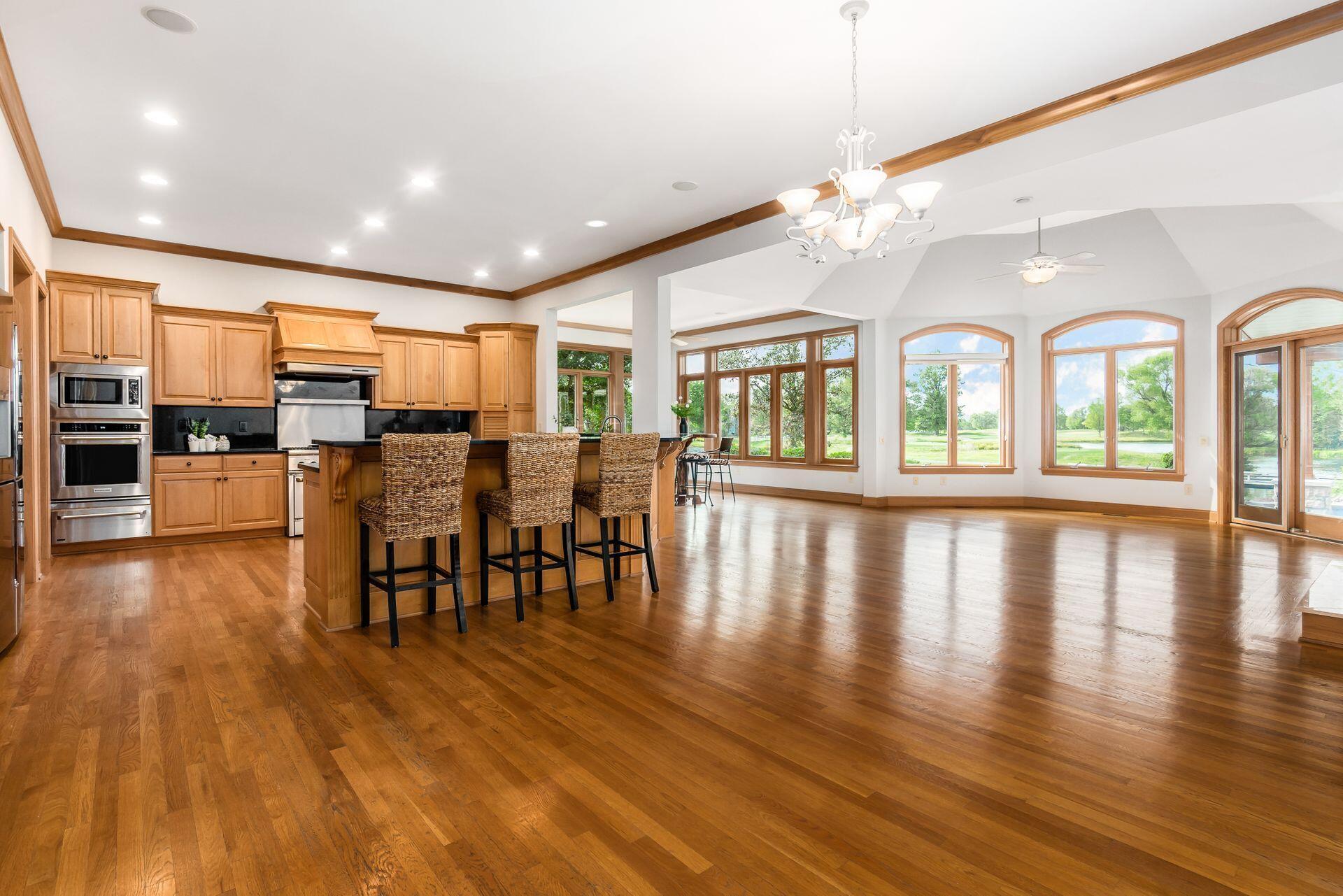 5750 Heritage Lakes Drive