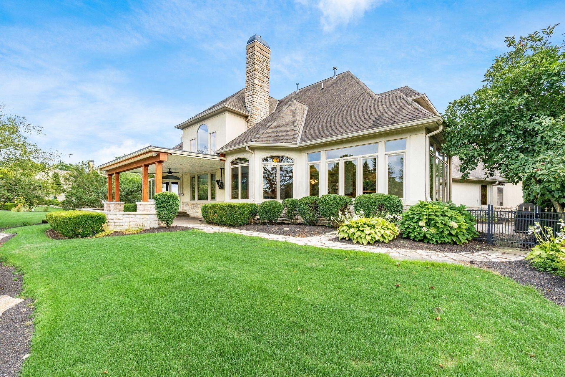 5750 Heritage Lakes Drive