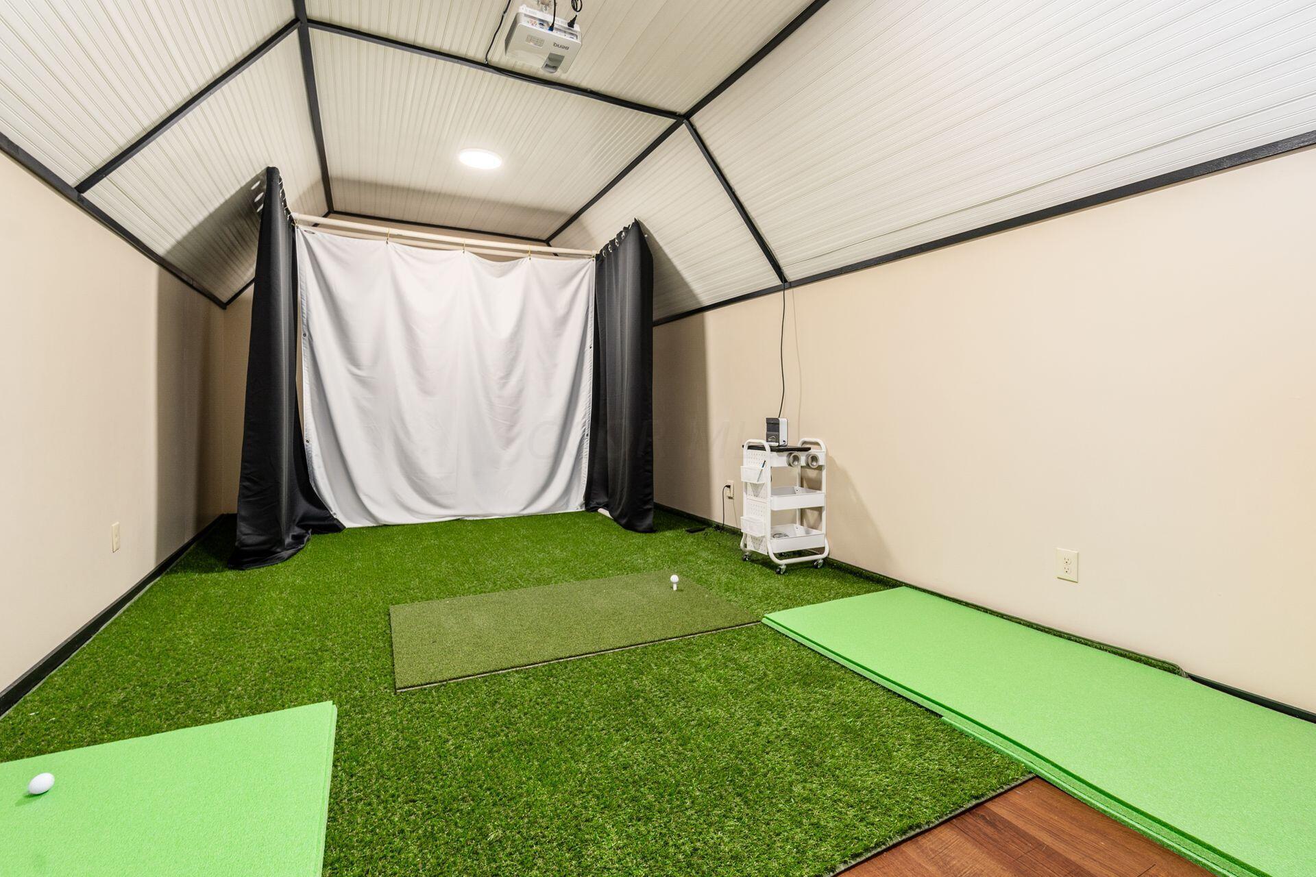 5750 Heritage Lakes Drive