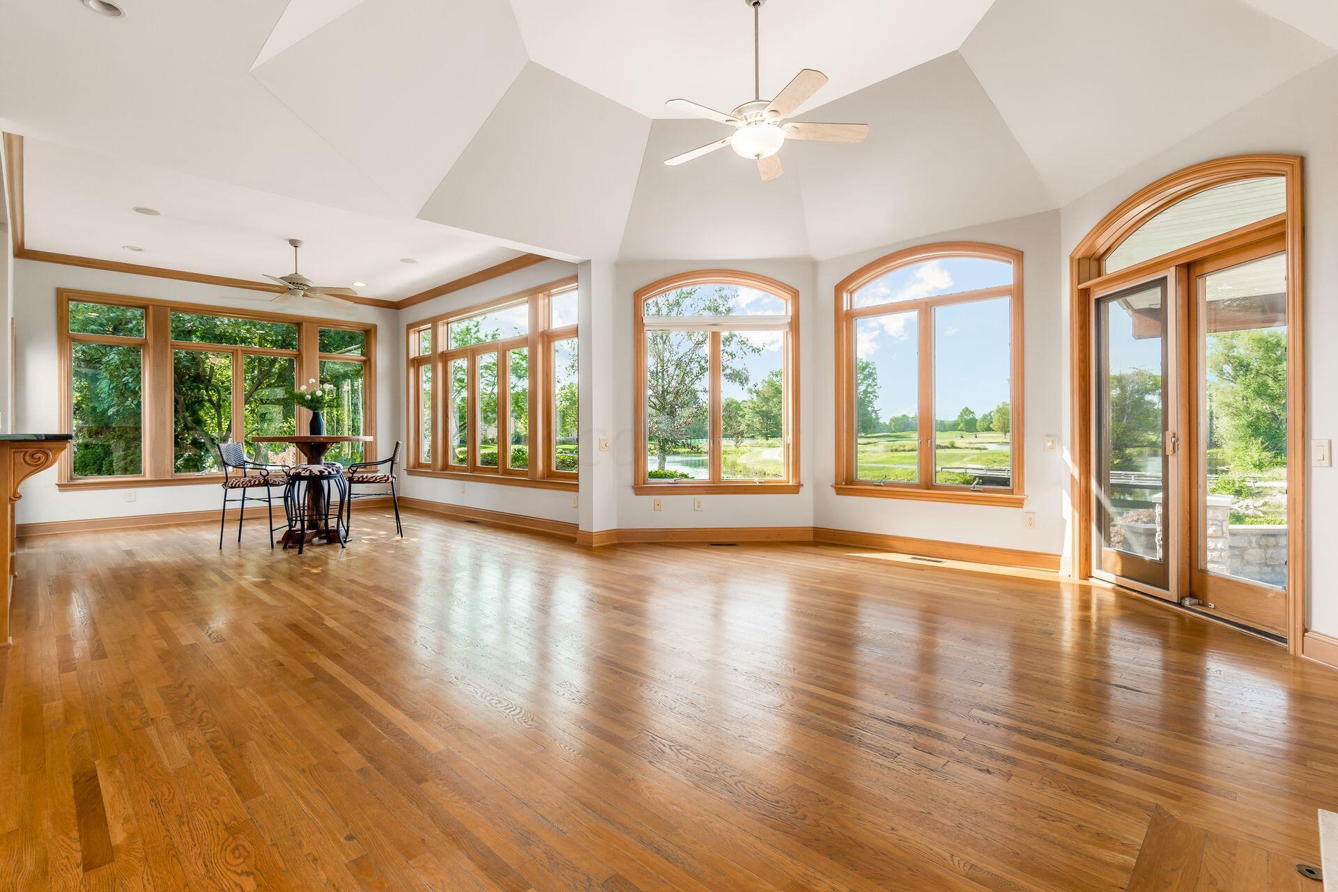 5750 Heritage Lakes Drive