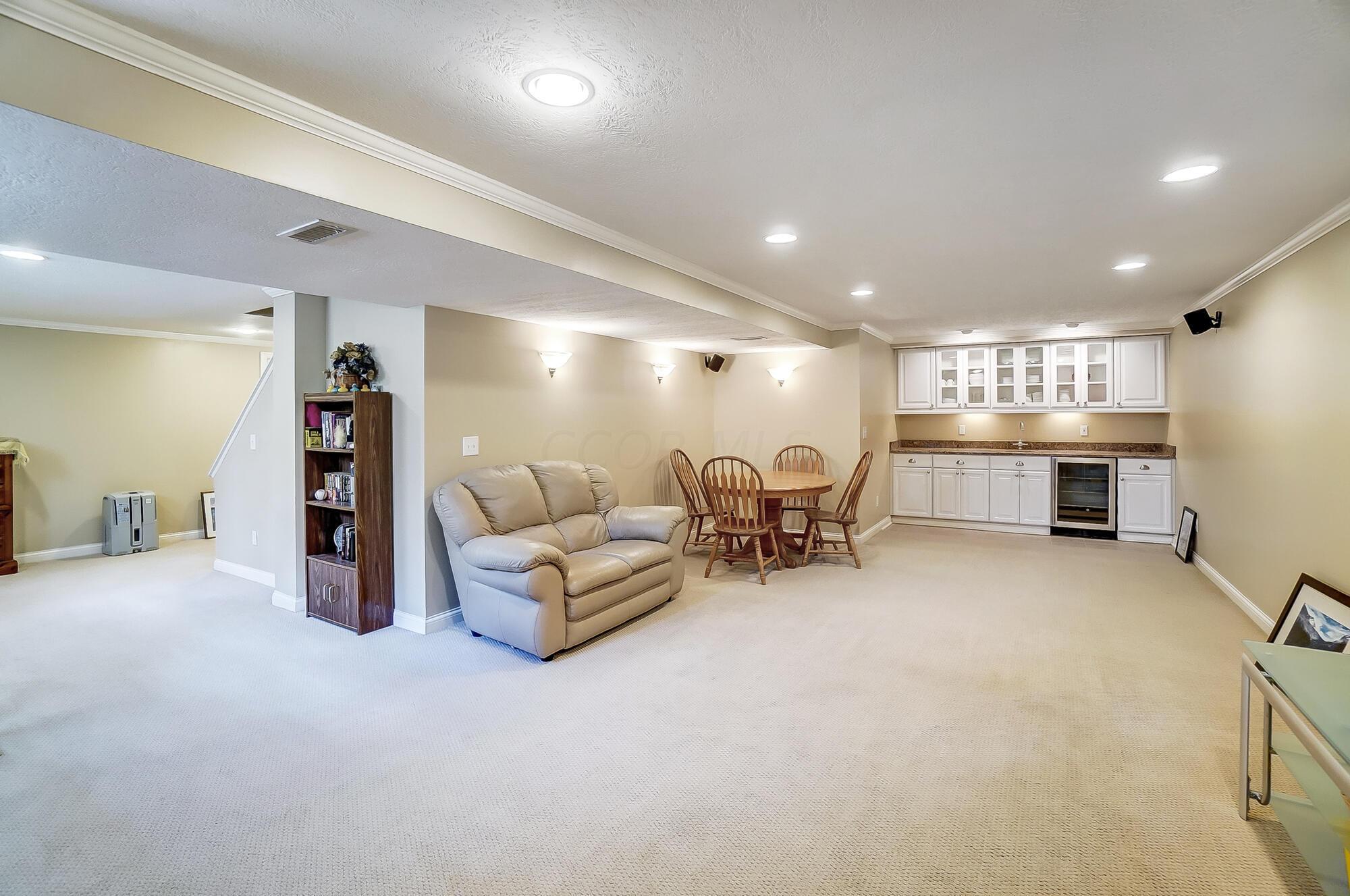 5353 Turnberry Drive