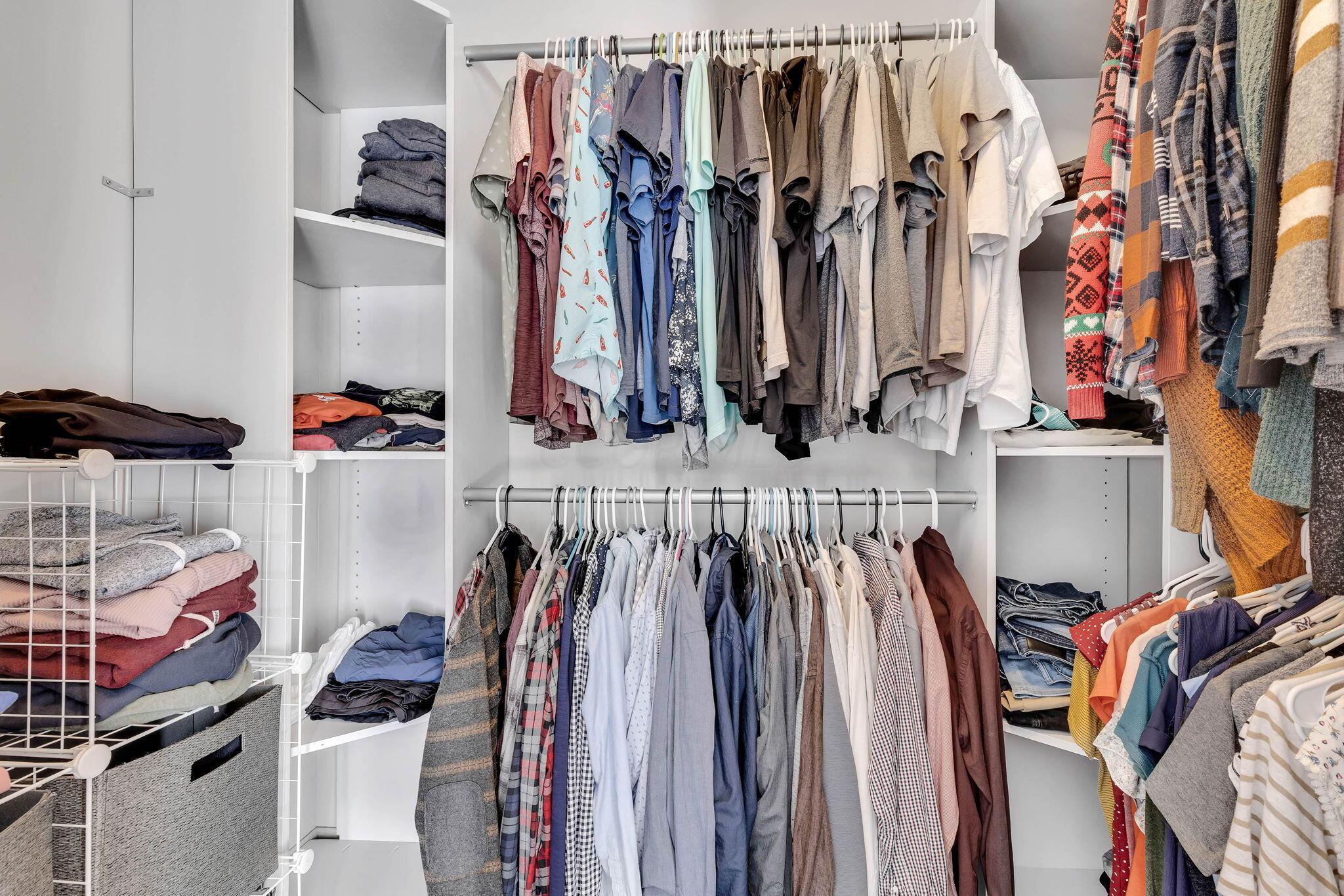 6097 Pirthshire Street