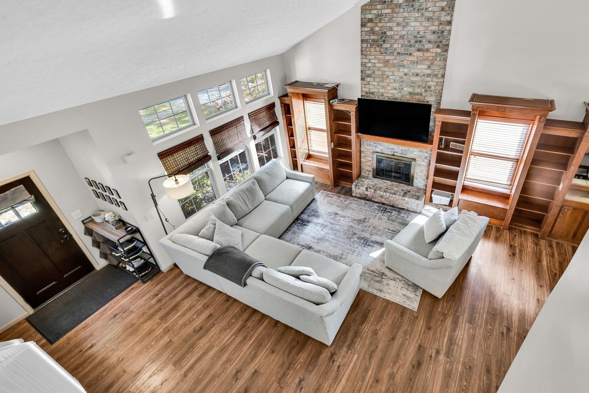 6097 Pirthshire Street