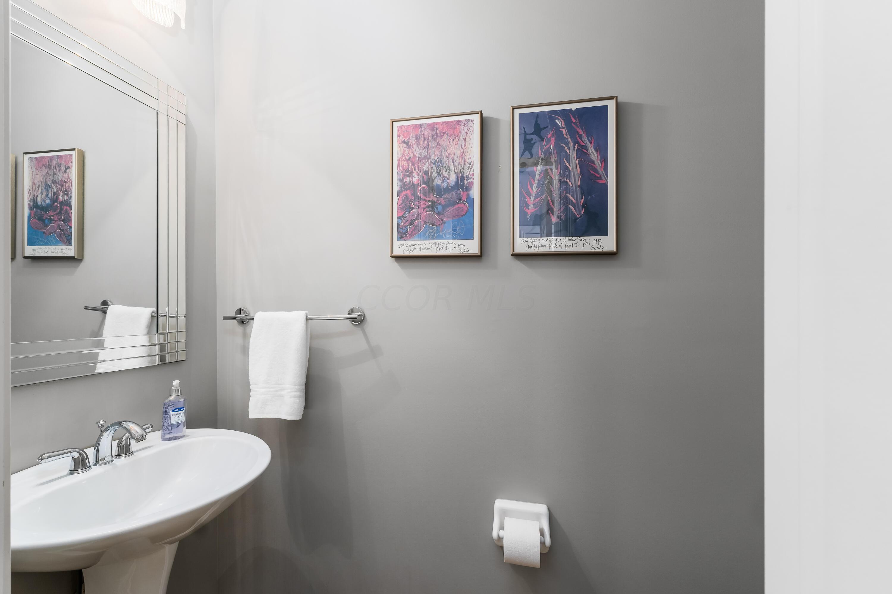 5360 Turnberry Drive