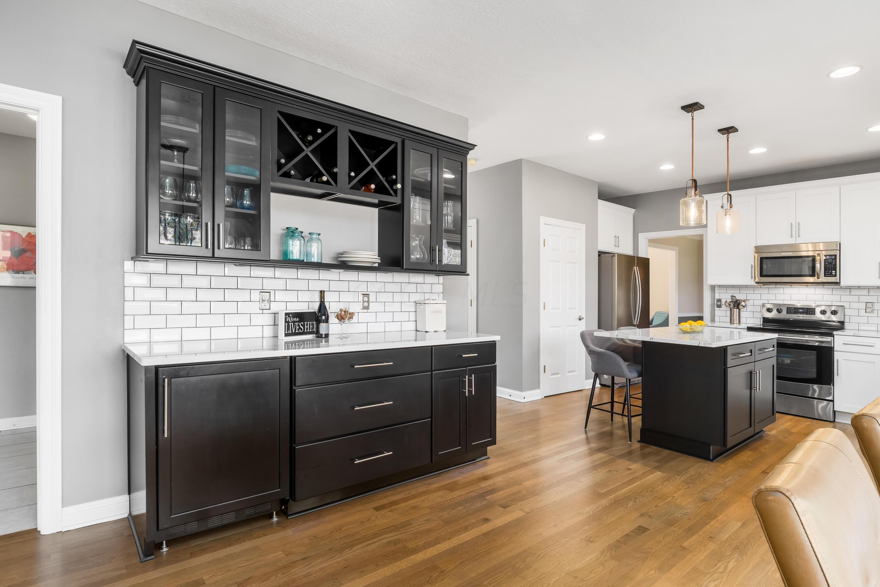 5360 Turnberry Drive