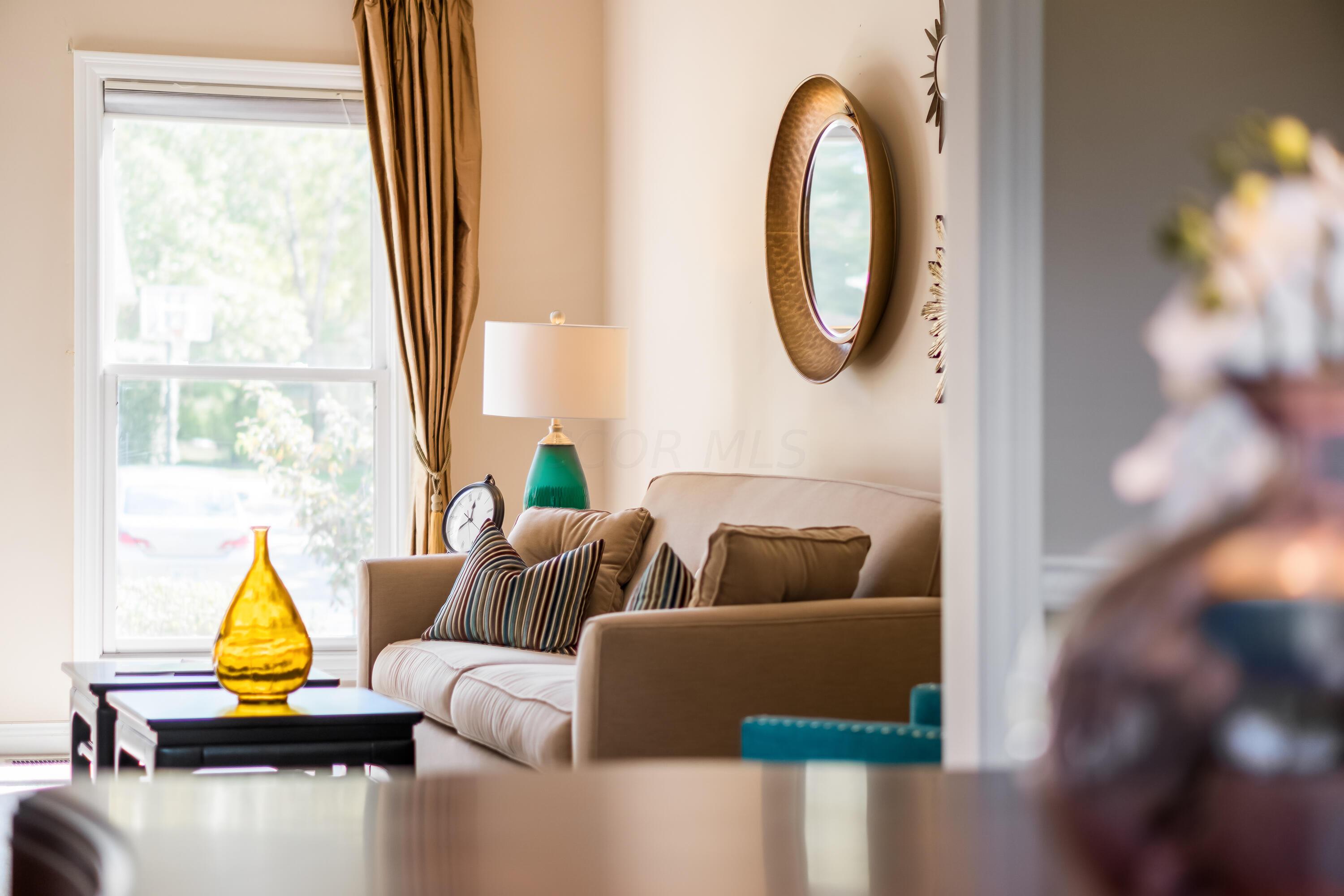 5360 Turnberry Drive