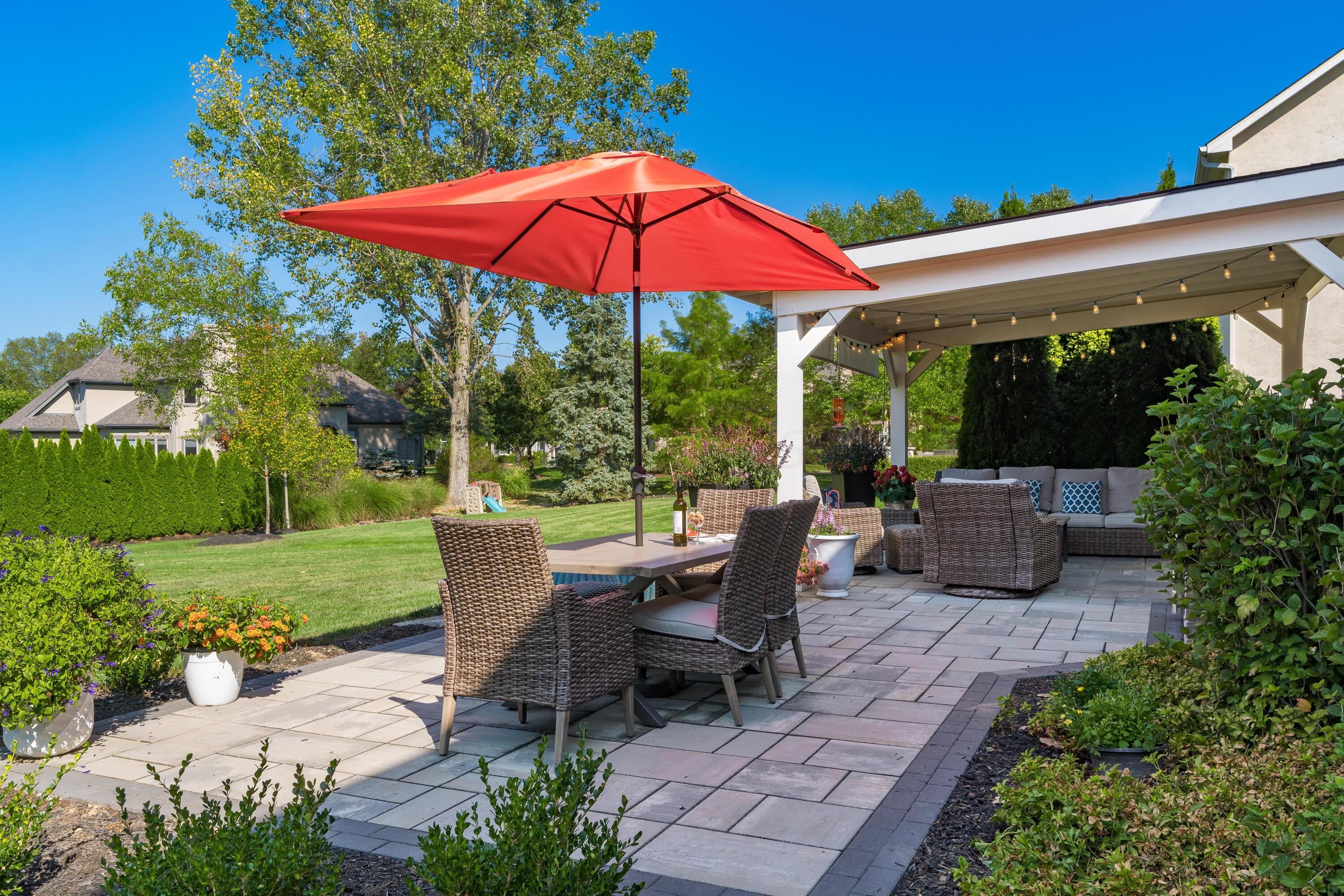 5360 Turnberry Drive