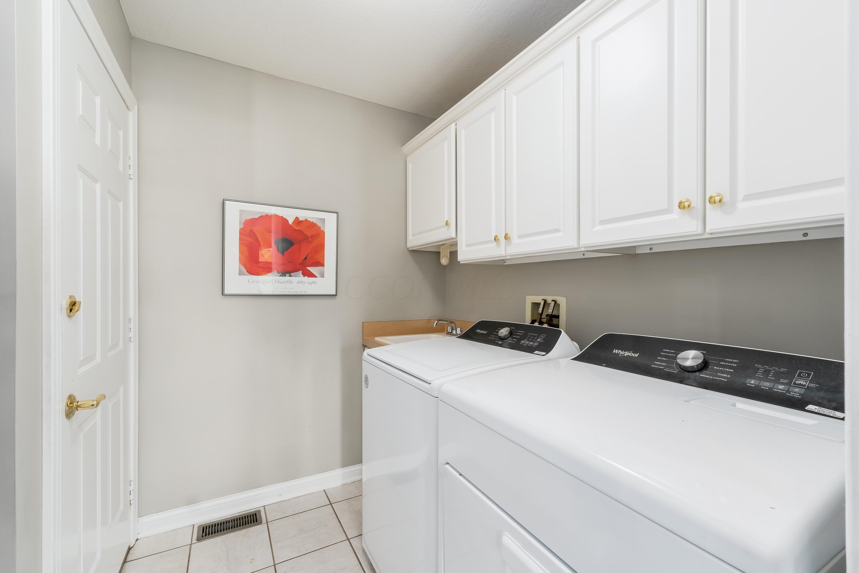 5360 Turnberry Drive