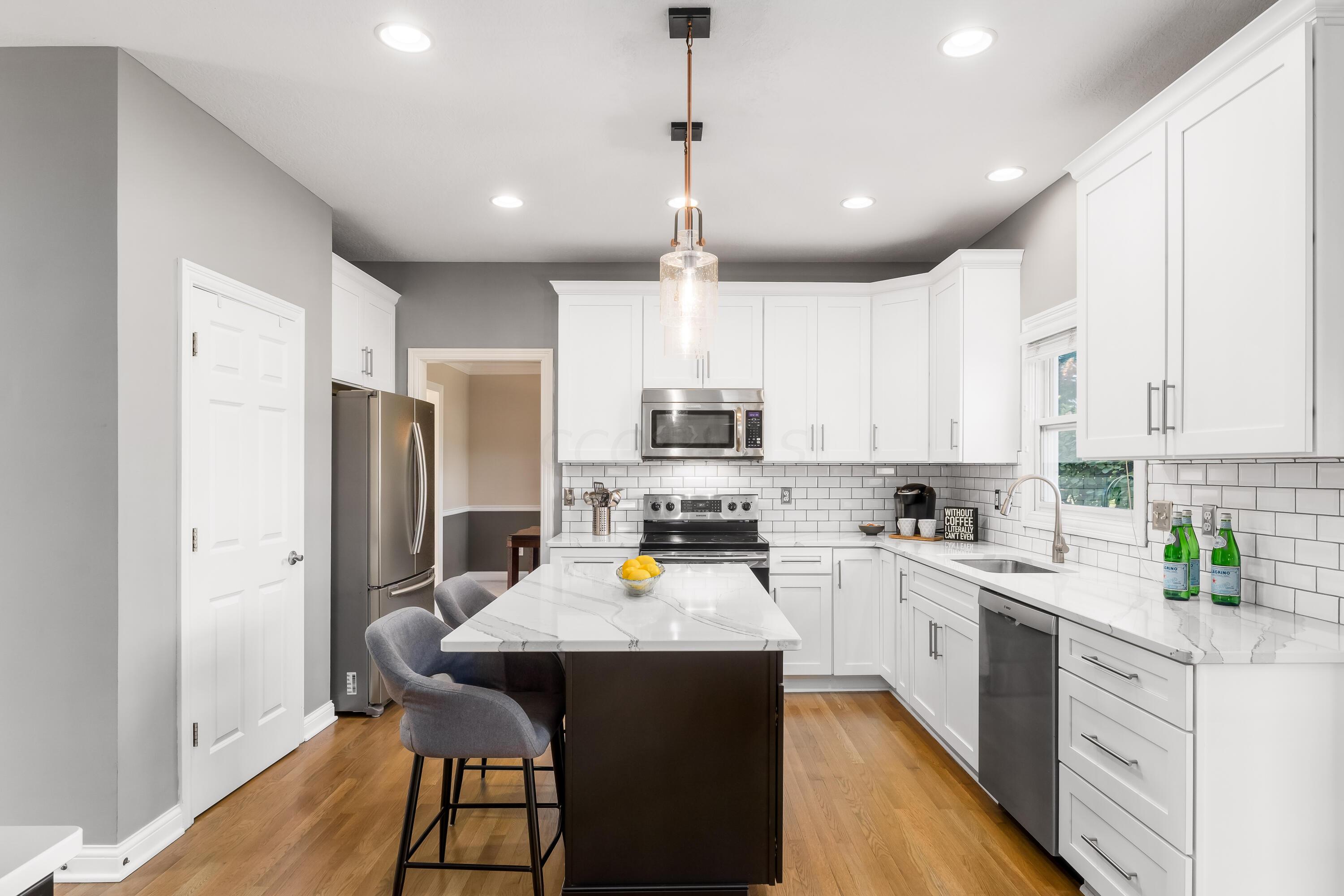 5360 Turnberry Drive