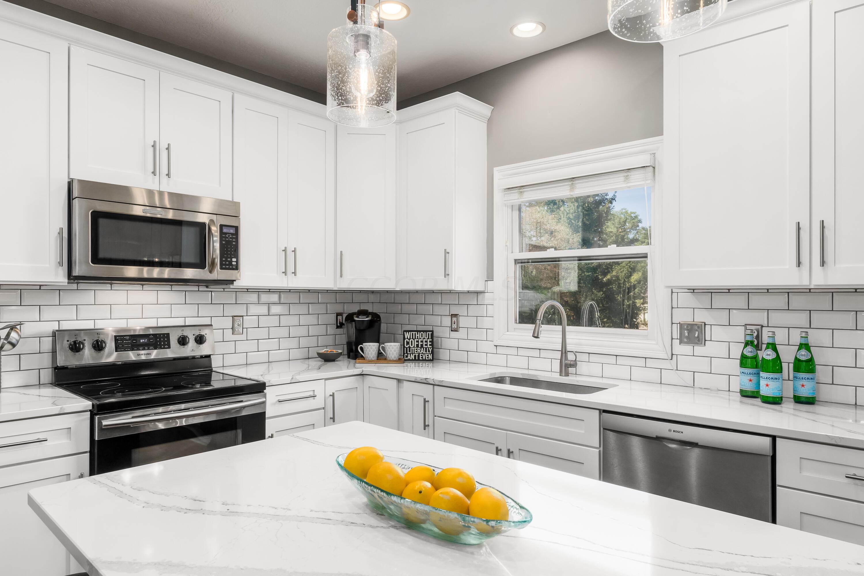 5360 Turnberry Drive