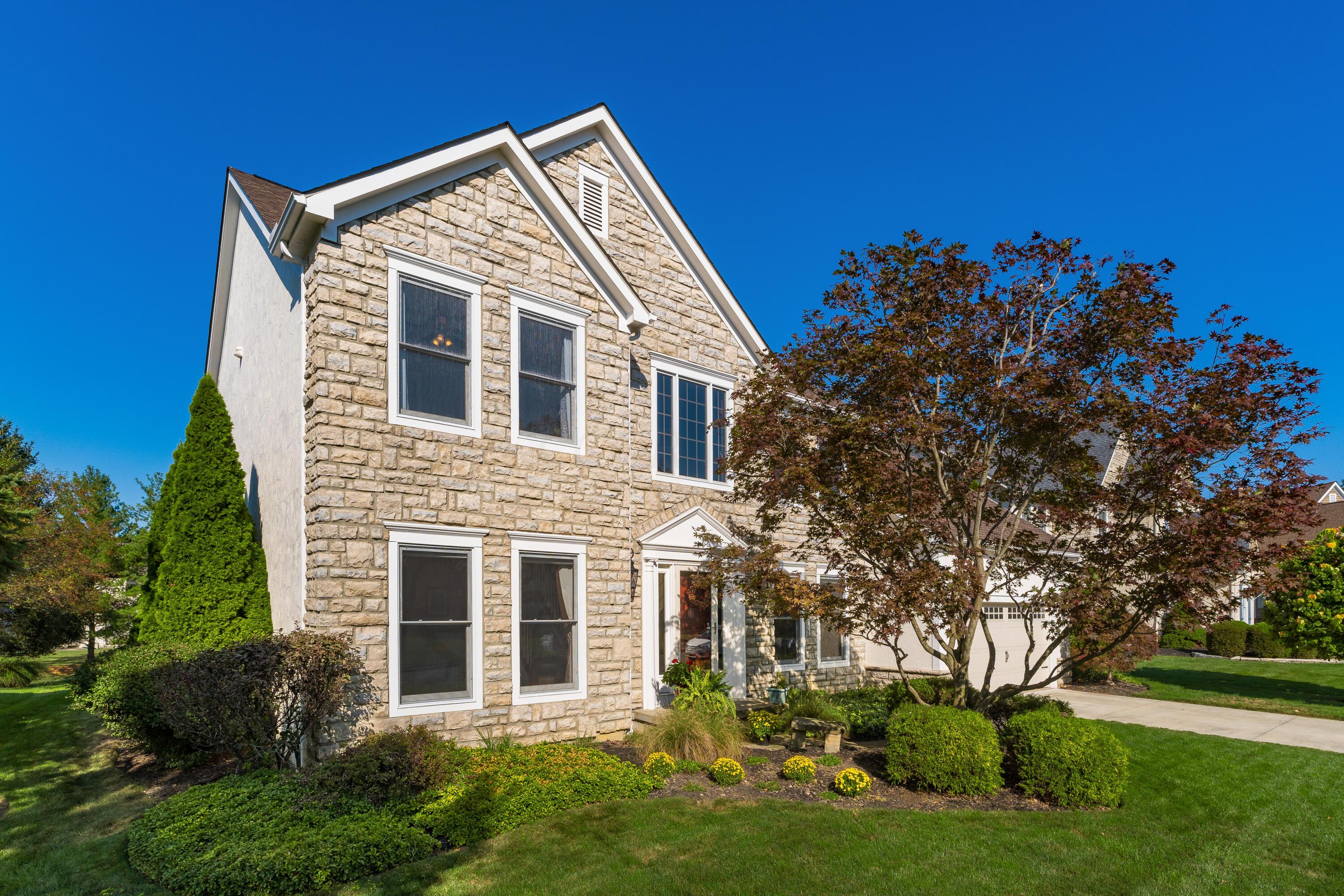 5360 Turnberry Drive