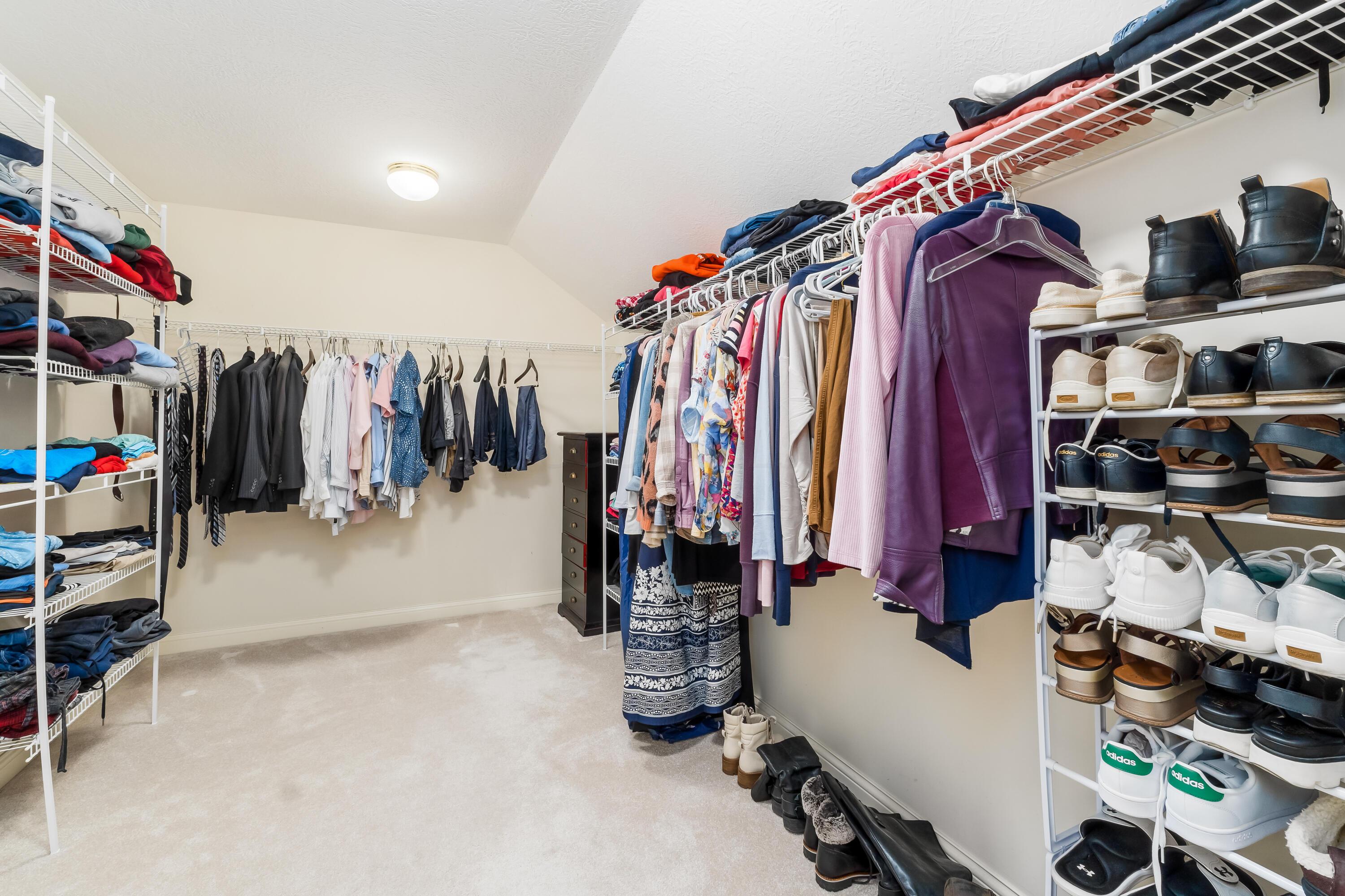 5360 Turnberry Drive