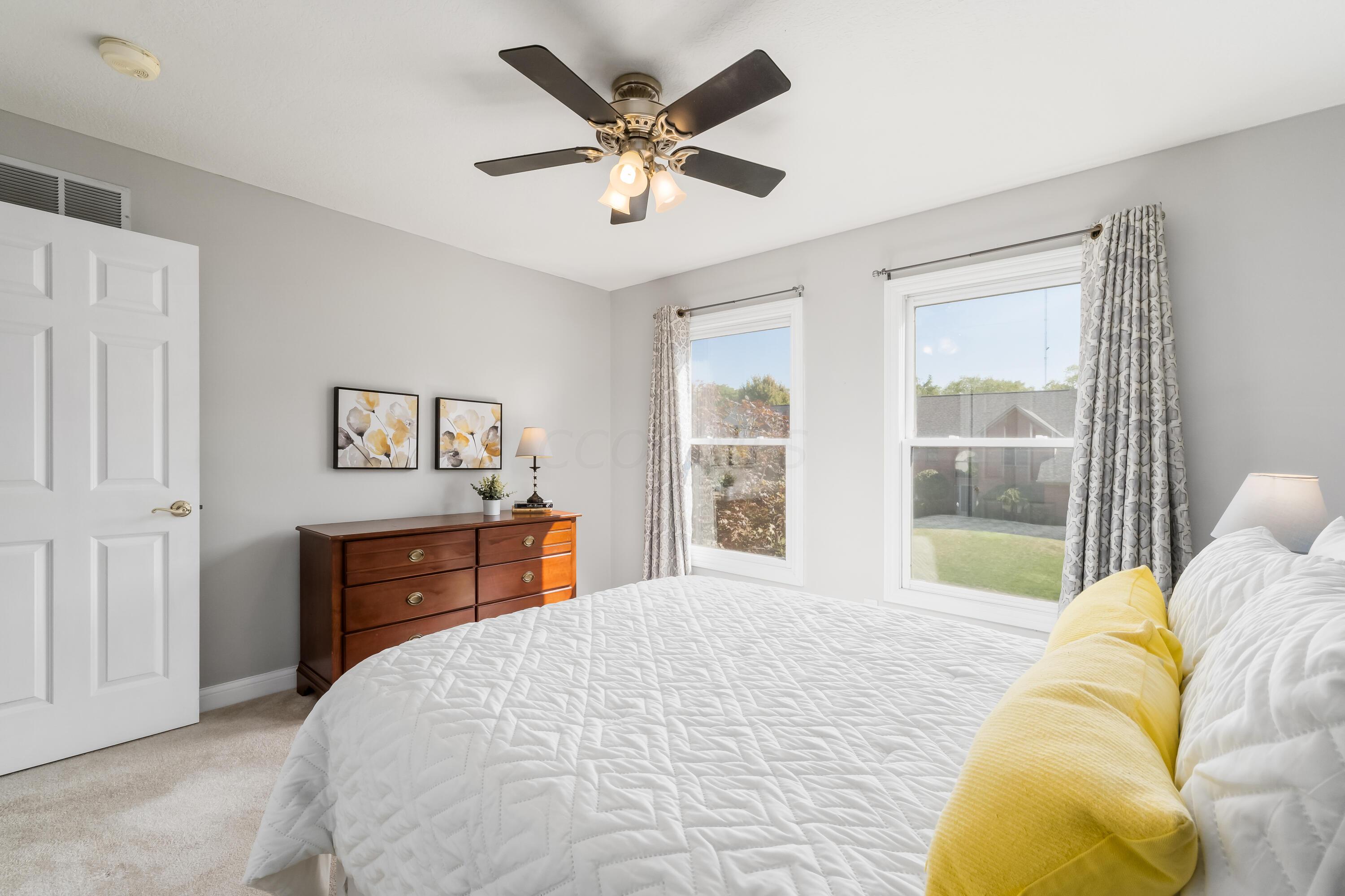 5360 Turnberry Drive