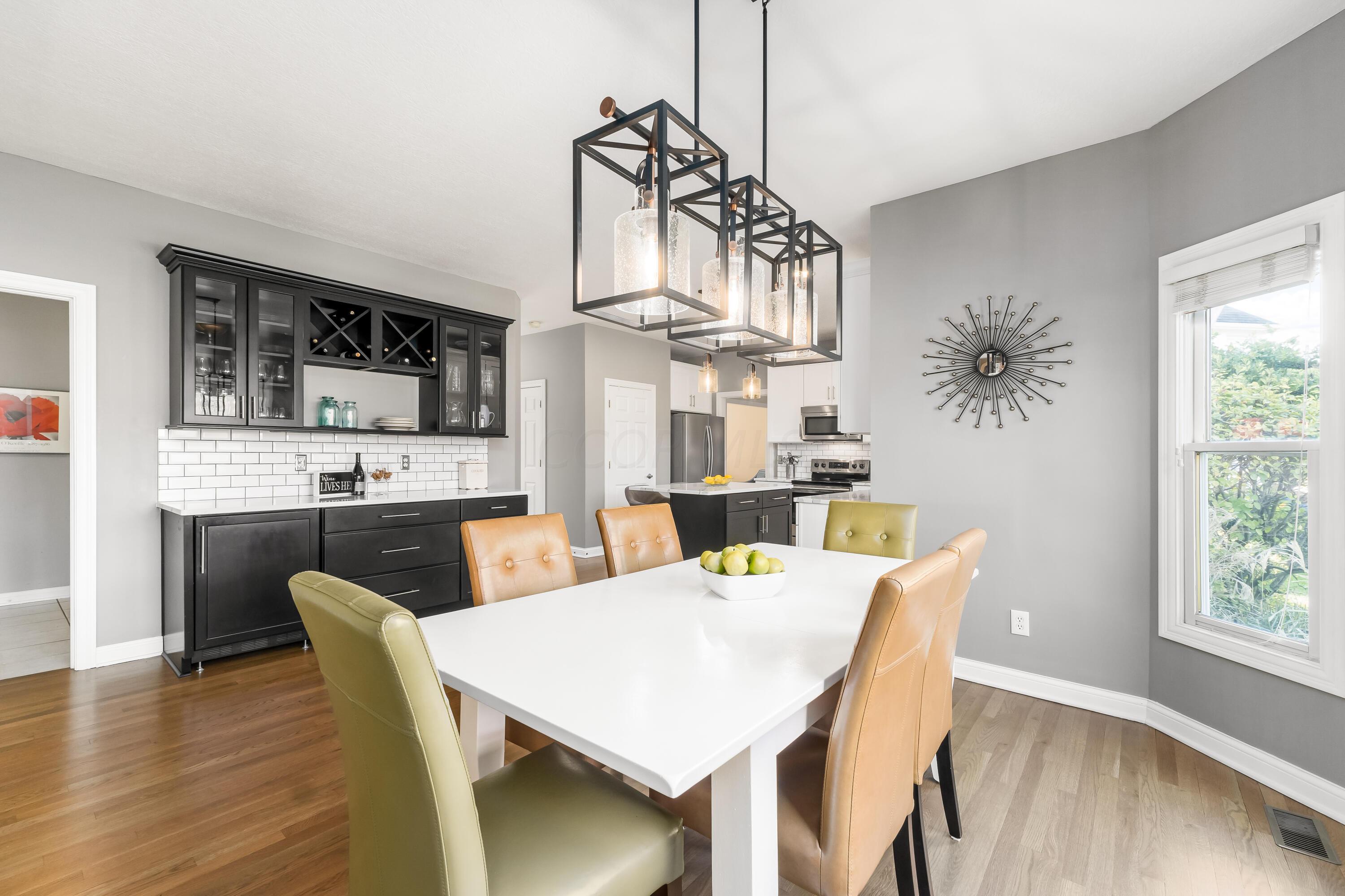 5360 Turnberry Drive