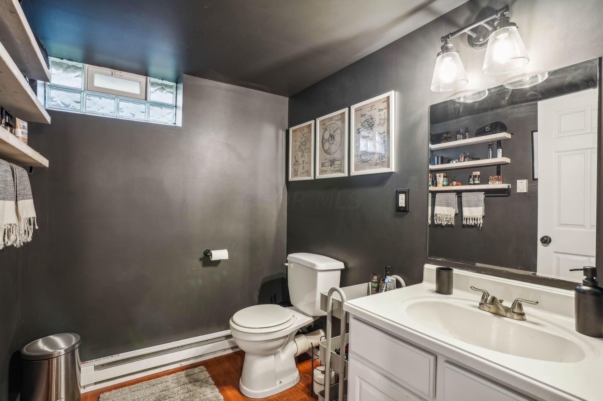 292 E Stafford Avenue