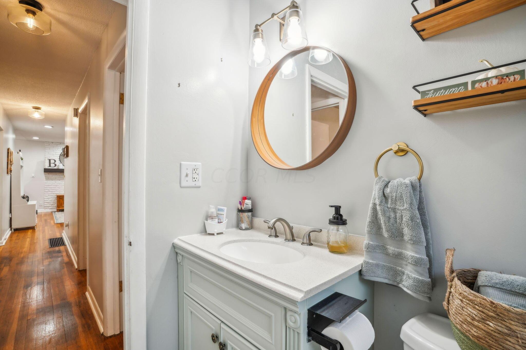 292 E Stafford Avenue