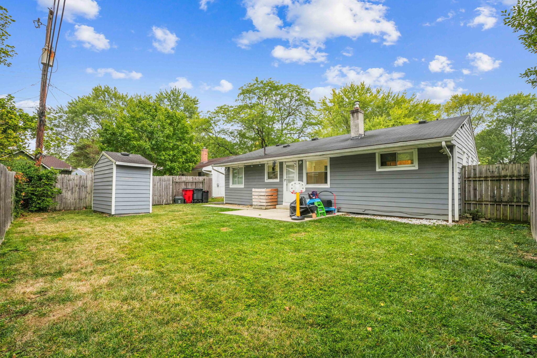 292 E Stafford Avenue