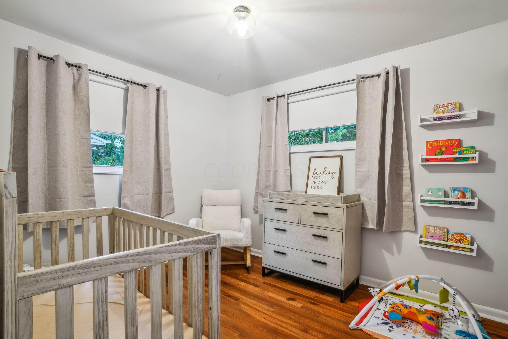 292 E Stafford Avenue