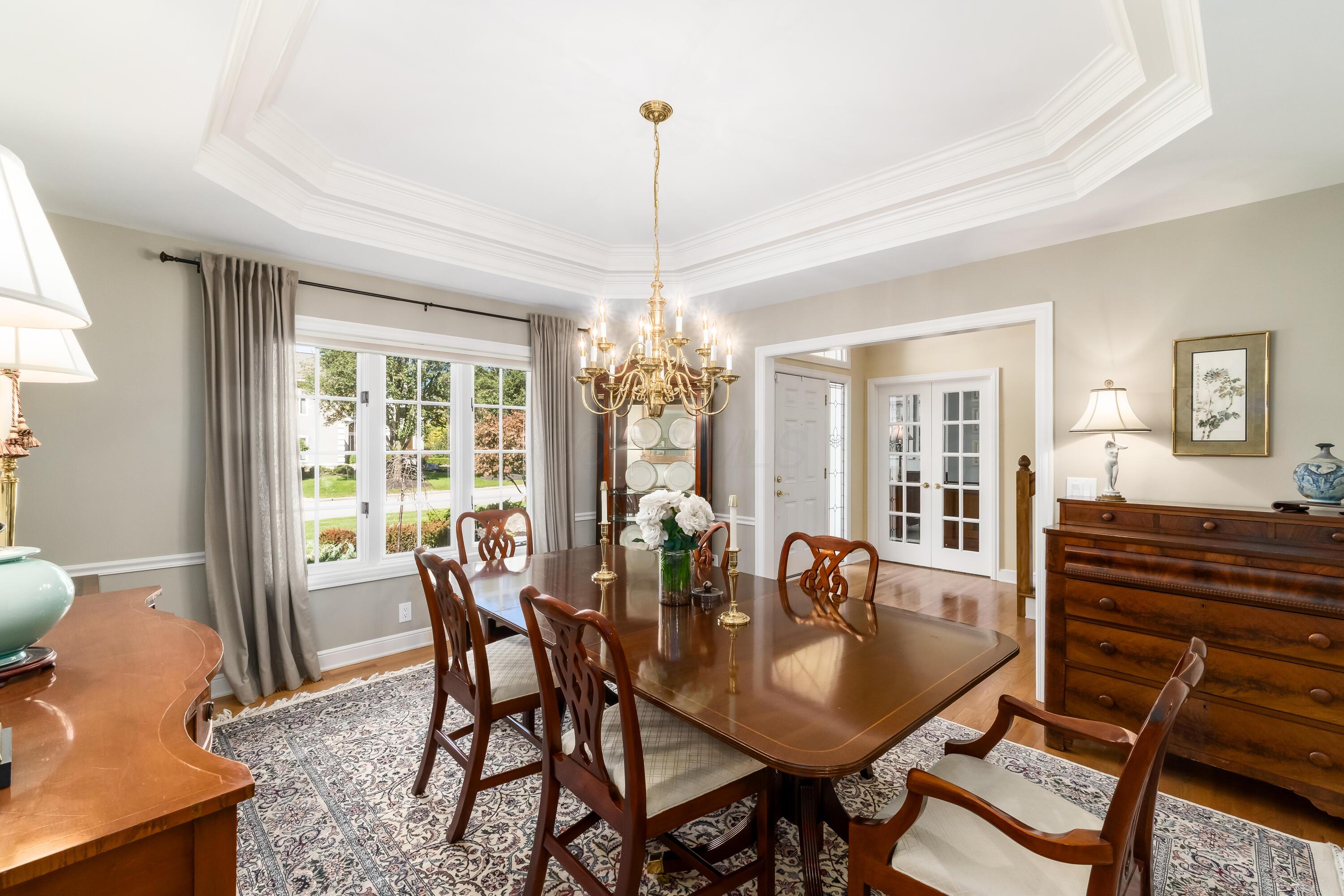 5358 Lake Shore Avenue