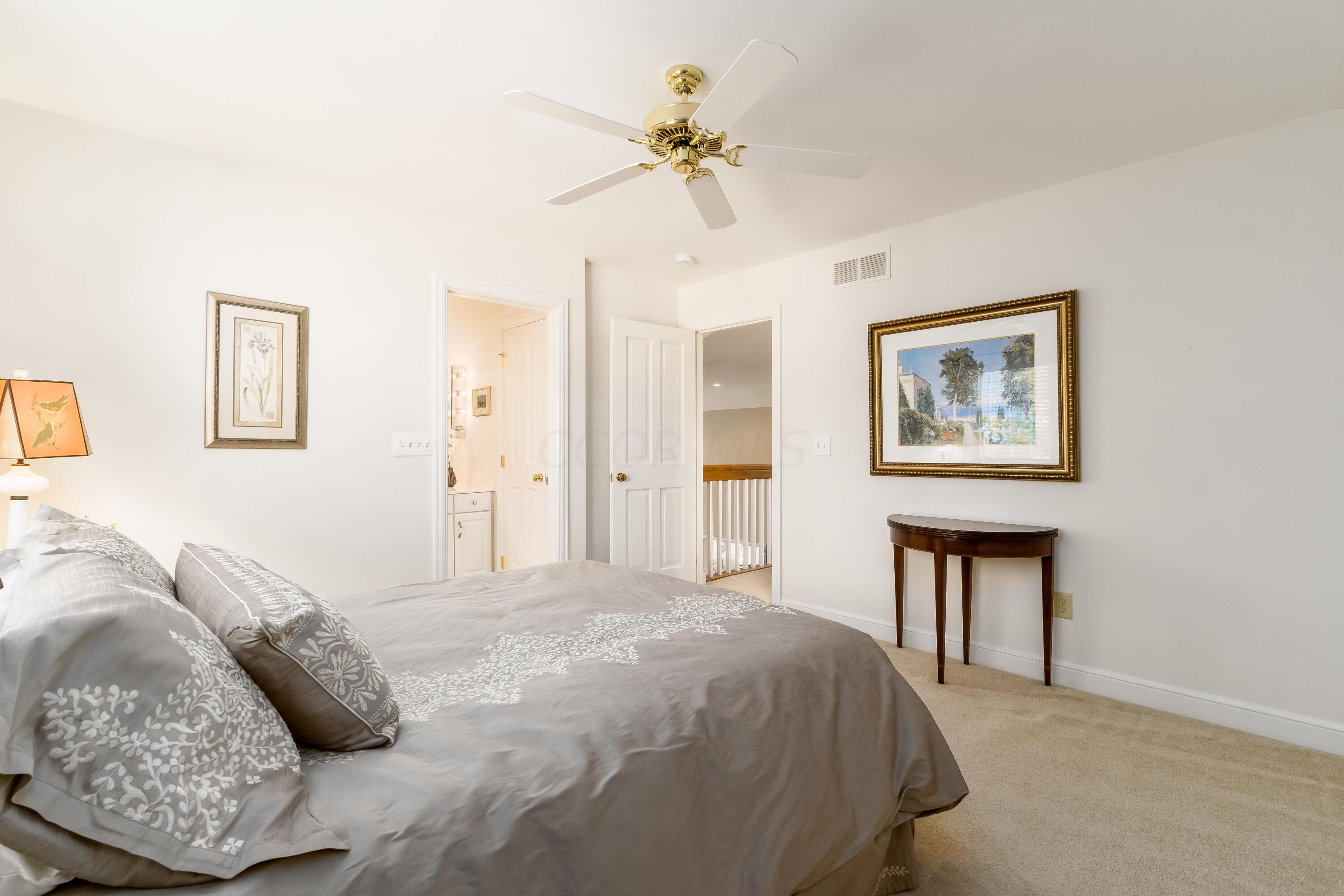 5358 Lake Shore Avenue