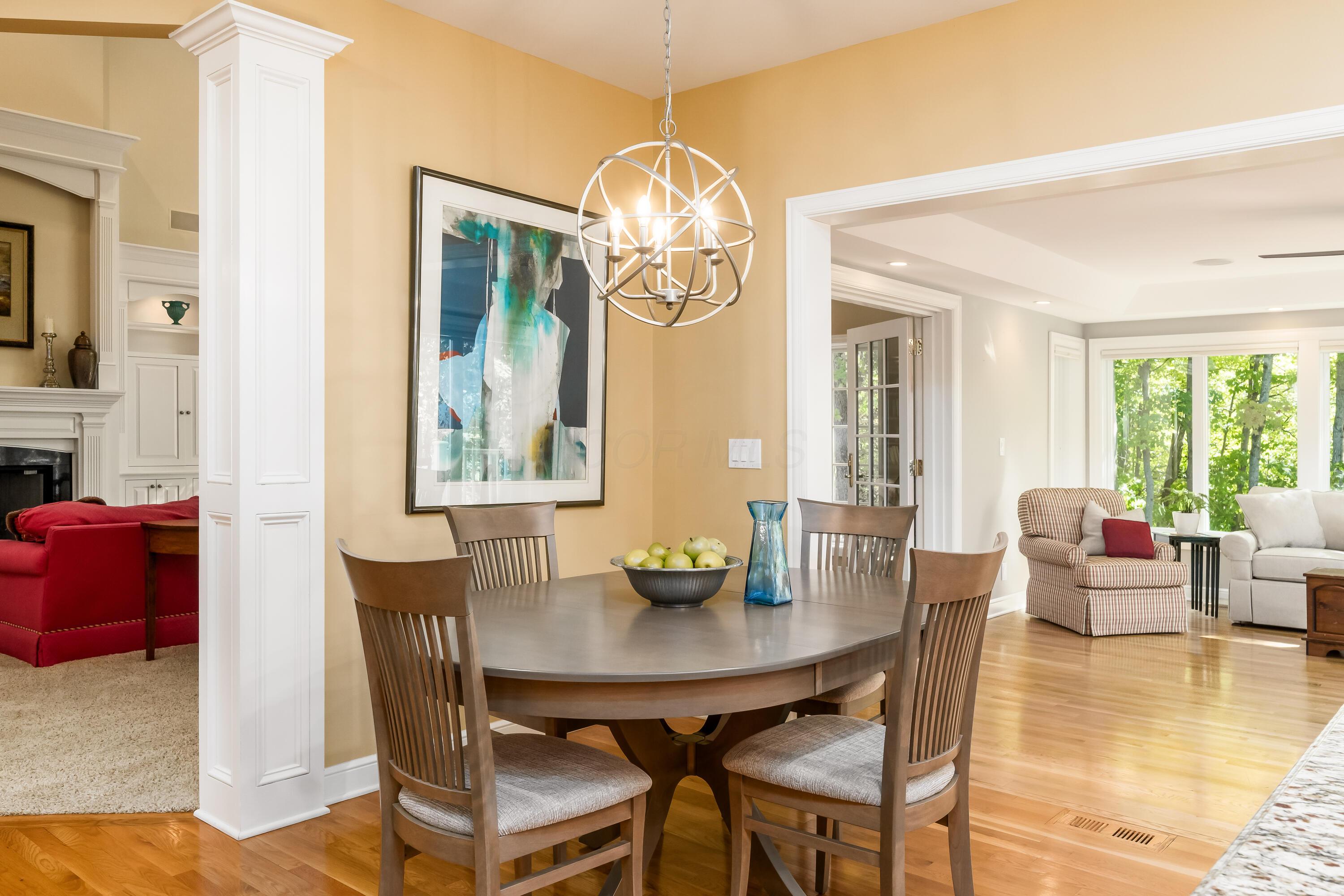 5358 Lake Shore Avenue