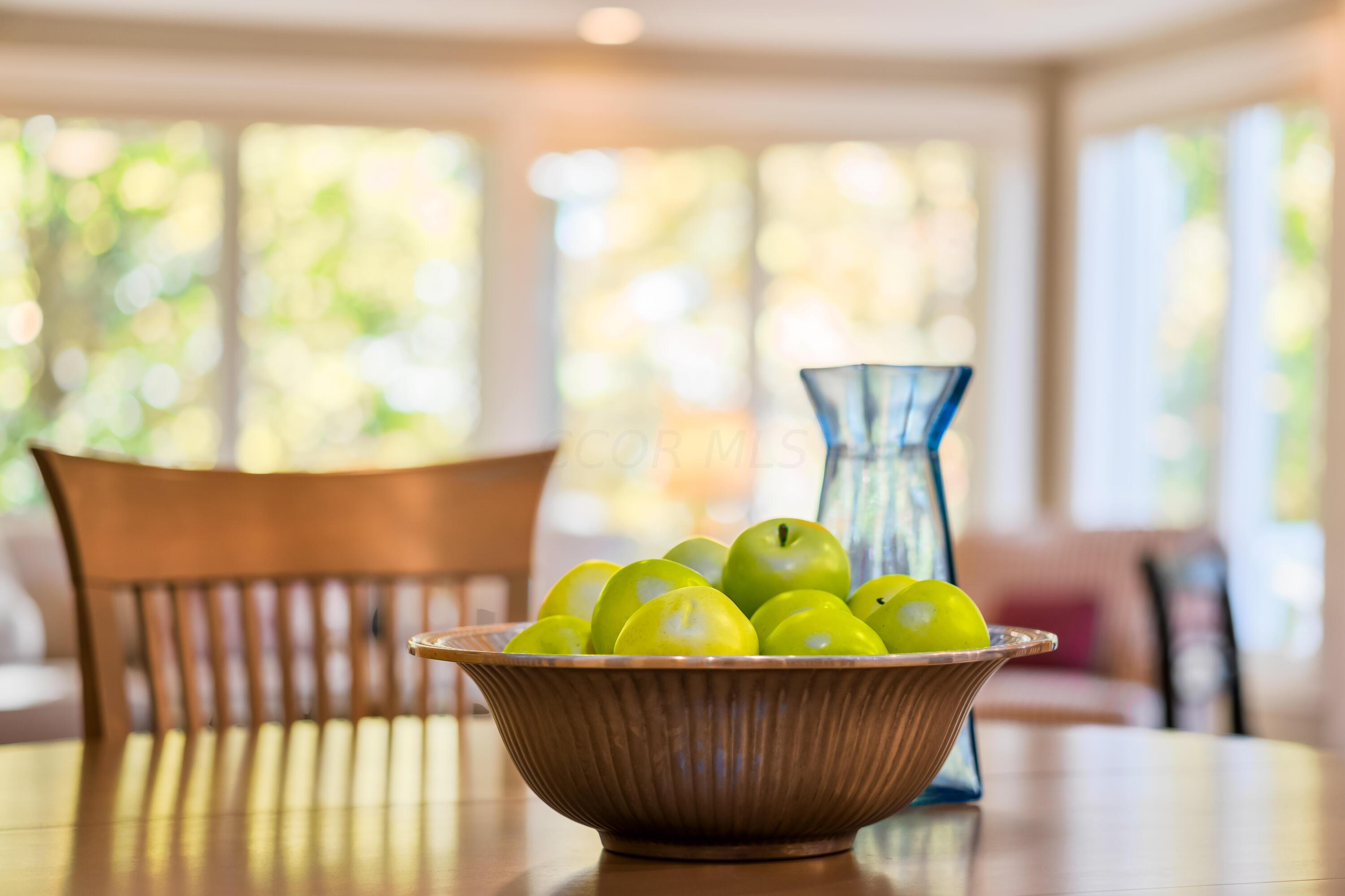 5358 Lake Shore Avenue