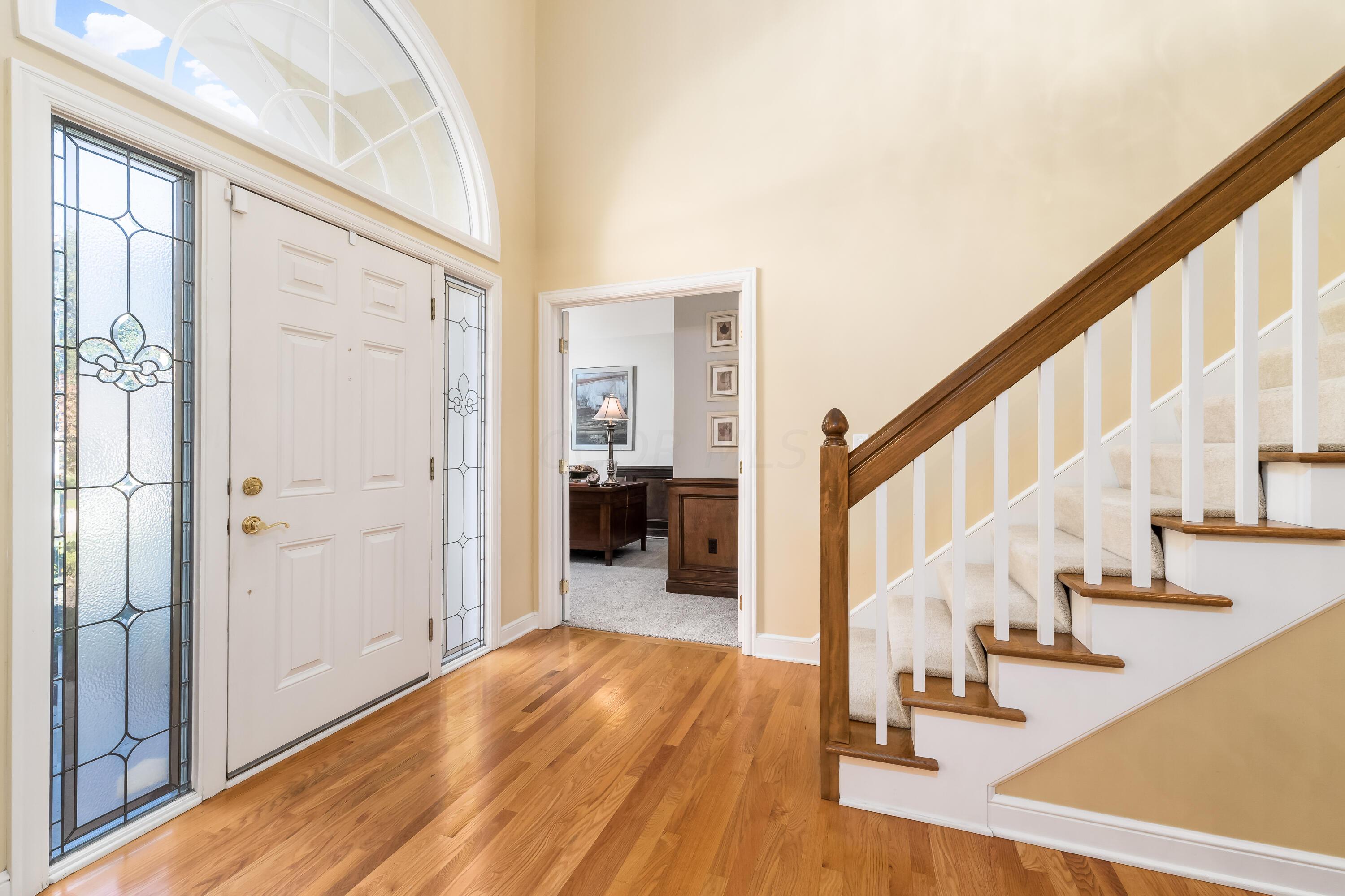 5358 Lake Shore Avenue