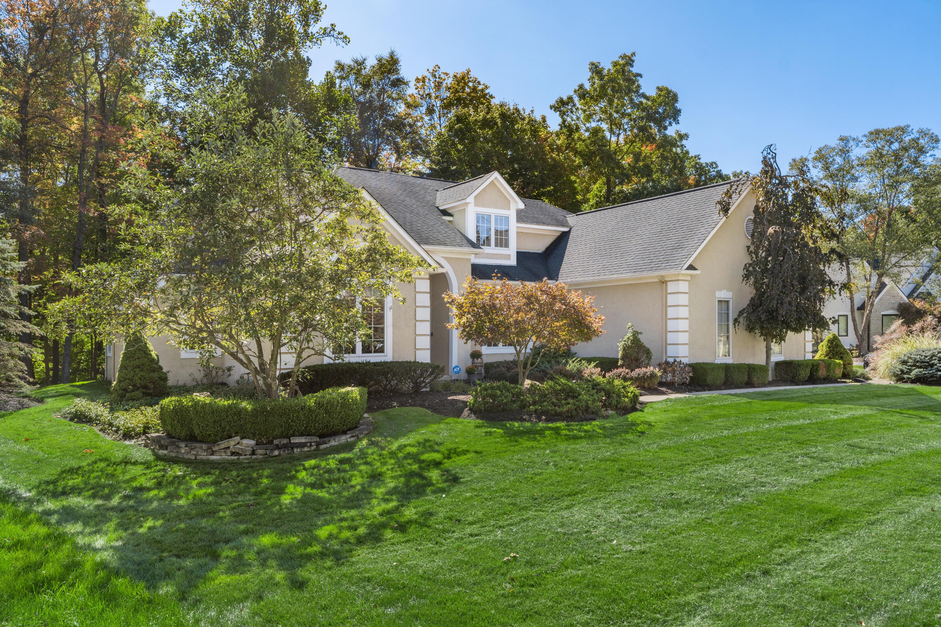 5358 Lake Shore Avenue