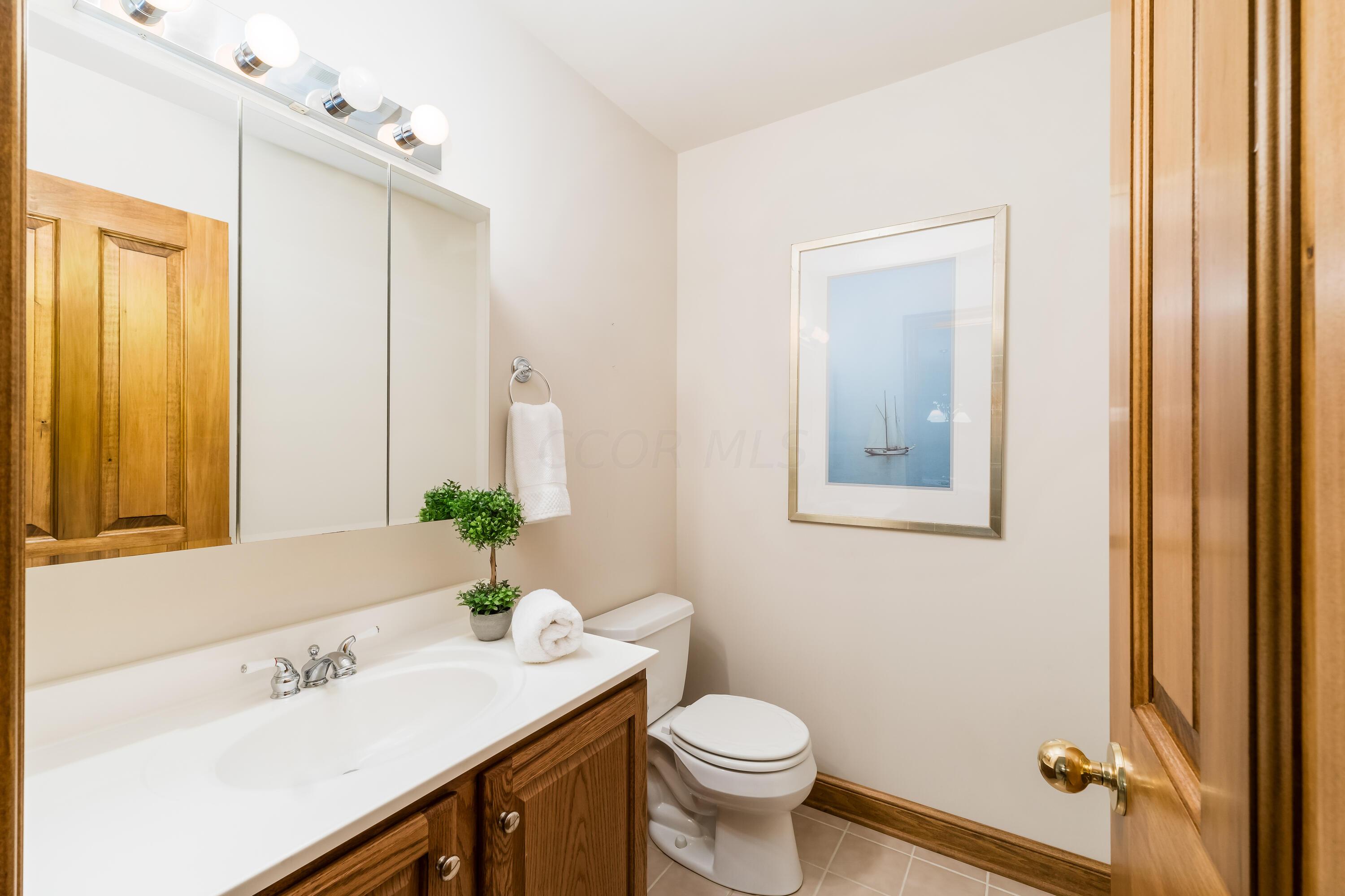 5358 Lake Shore Avenue