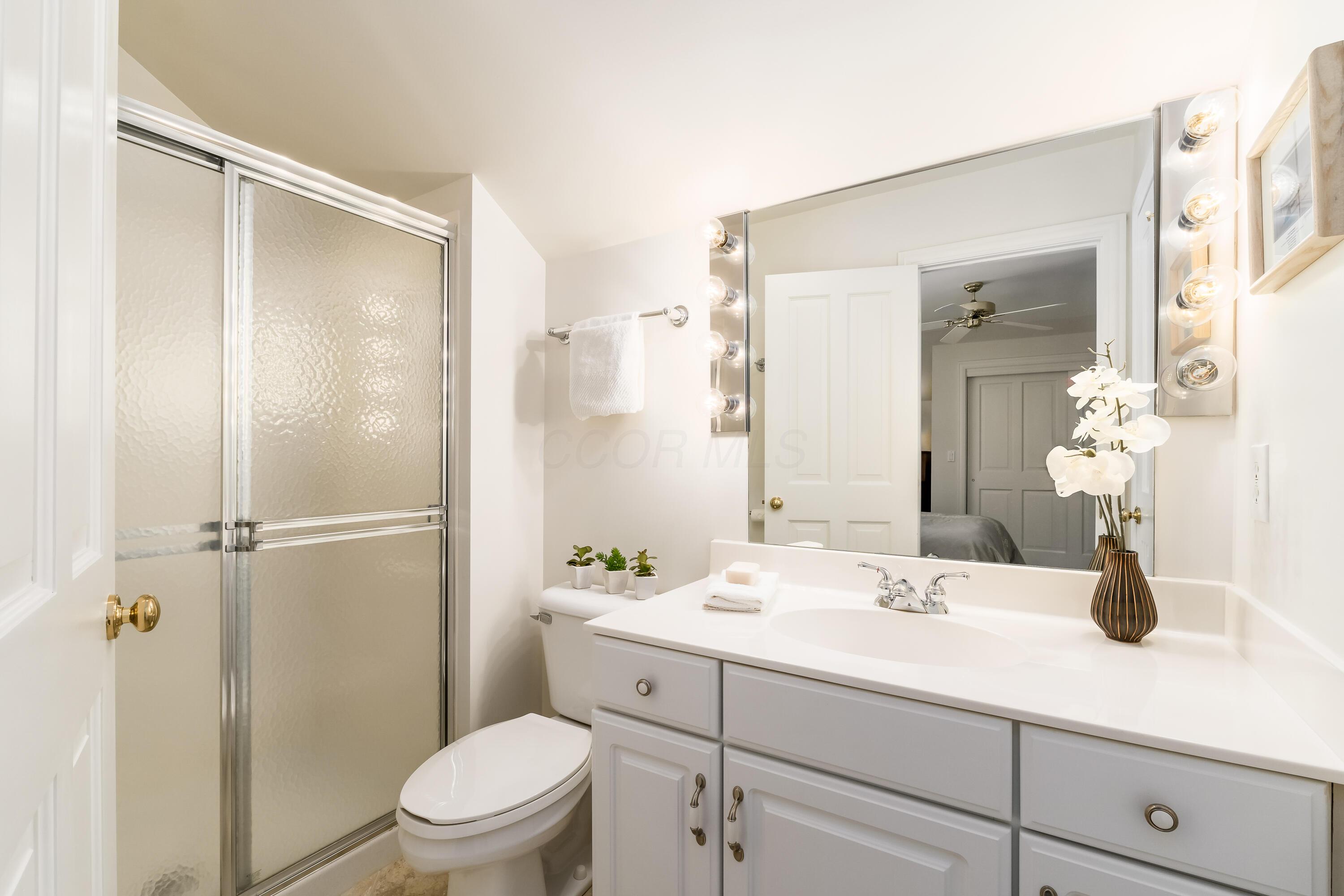 5358 Lake Shore Avenue