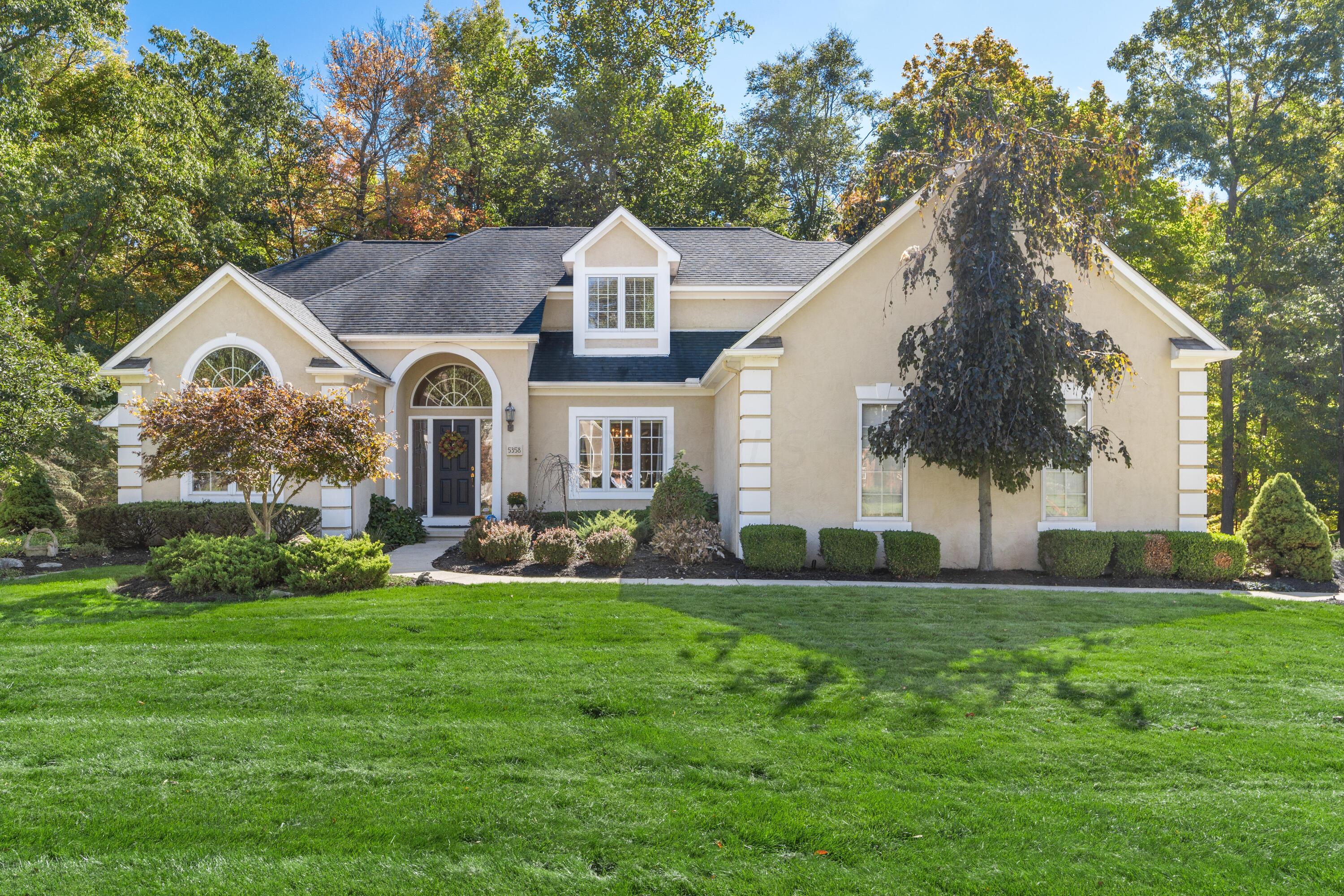 5358 Lake Shore Avenue