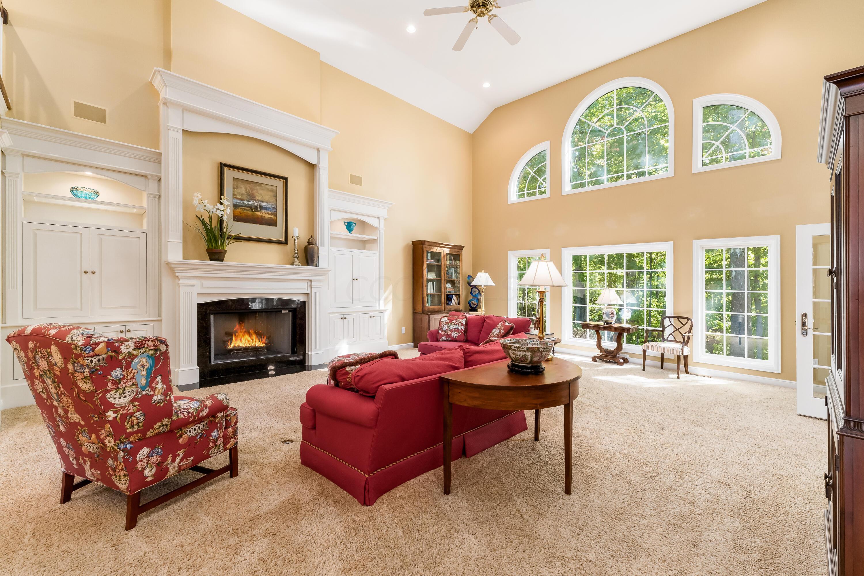 5358 Lake Shore Avenue