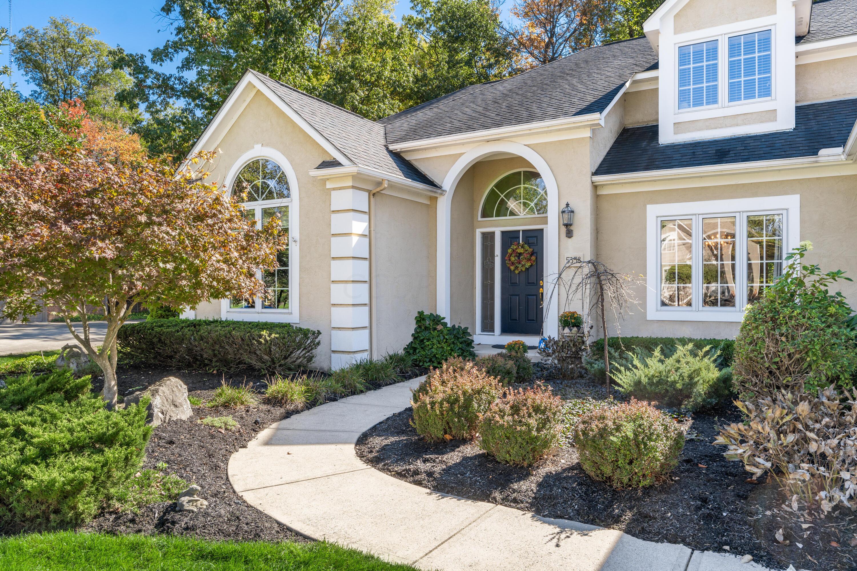 5358 Lake Shore Avenue
