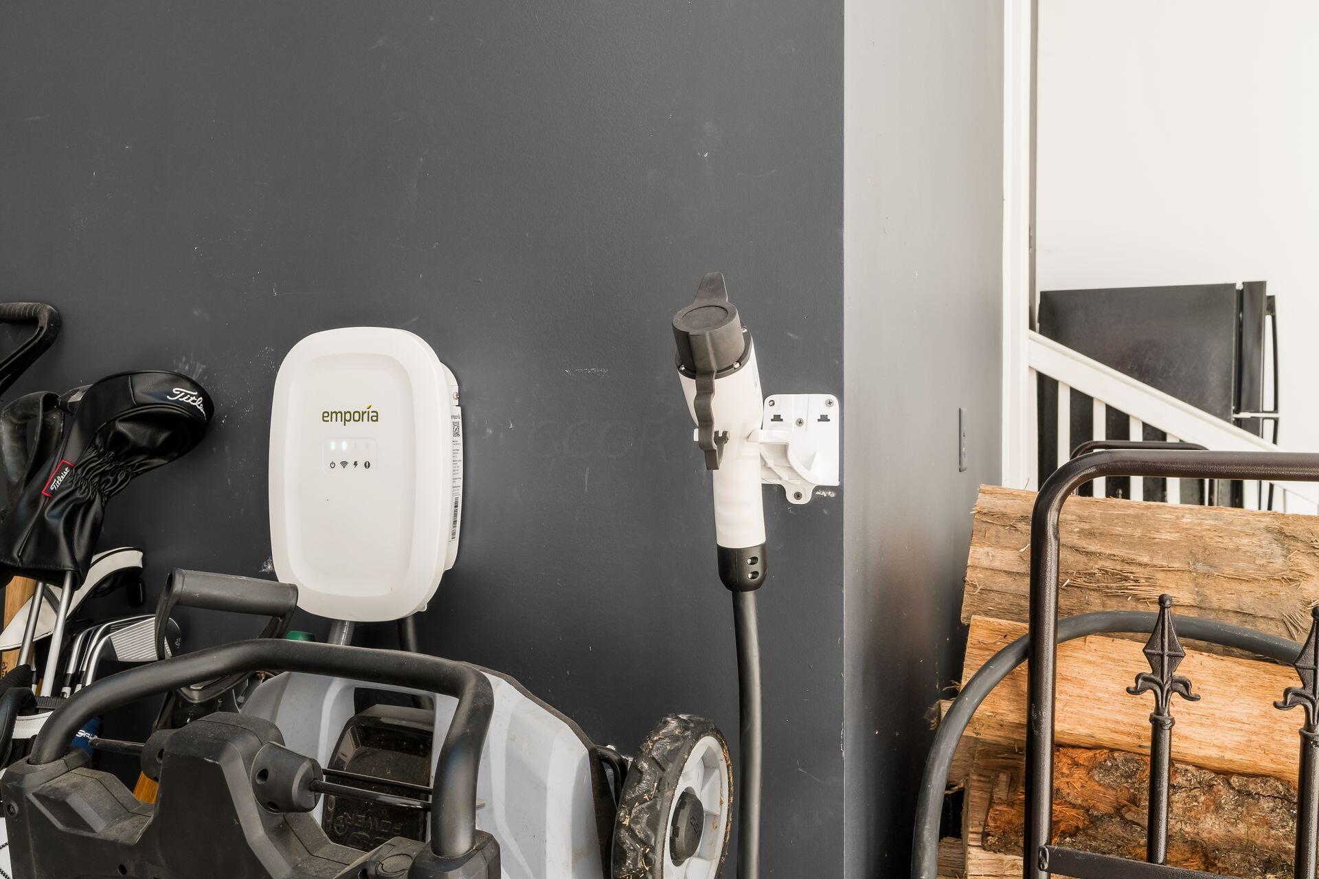 3561 Westbrook Place